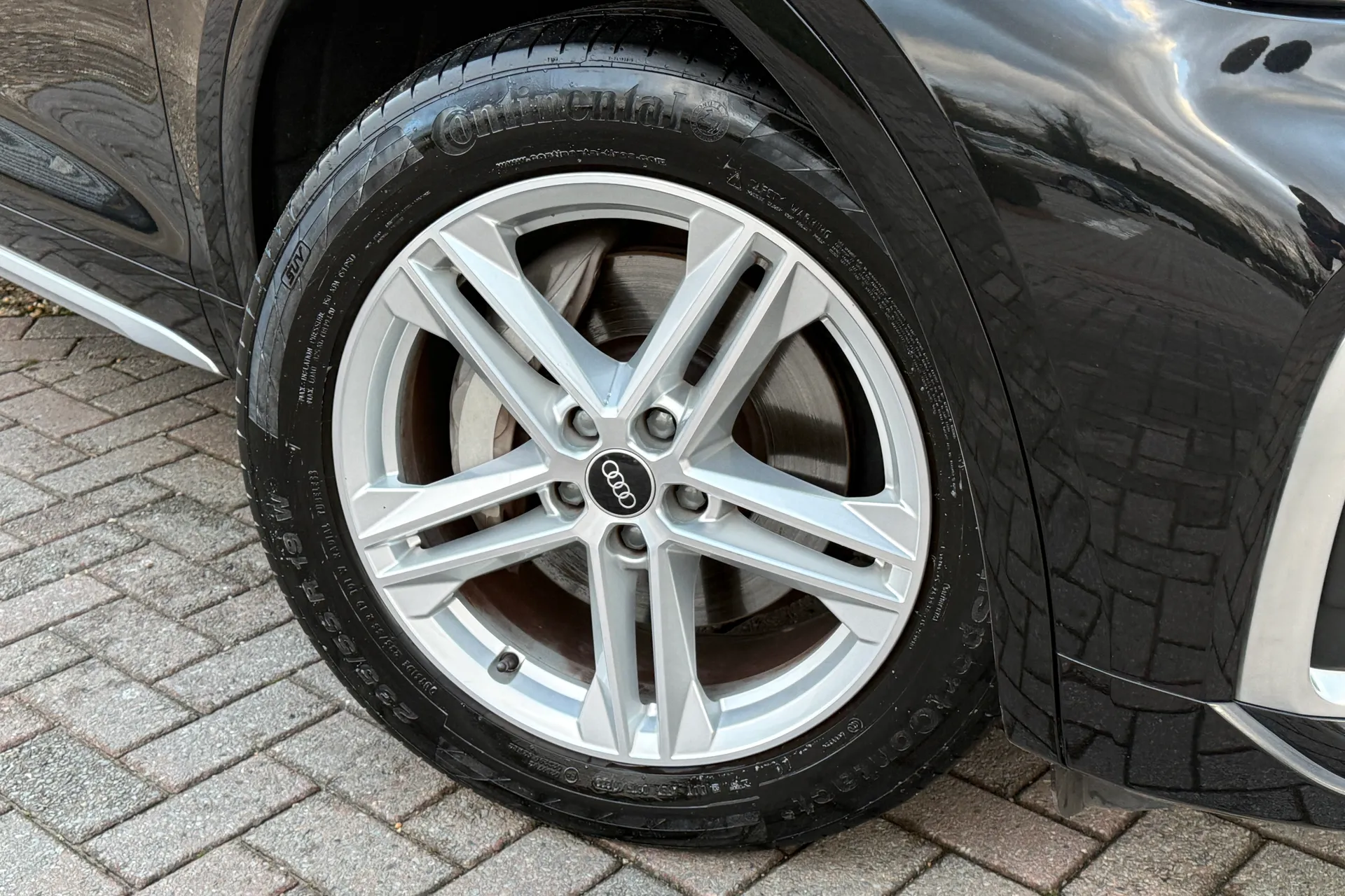 Audi Q5 thumbnail image number 9