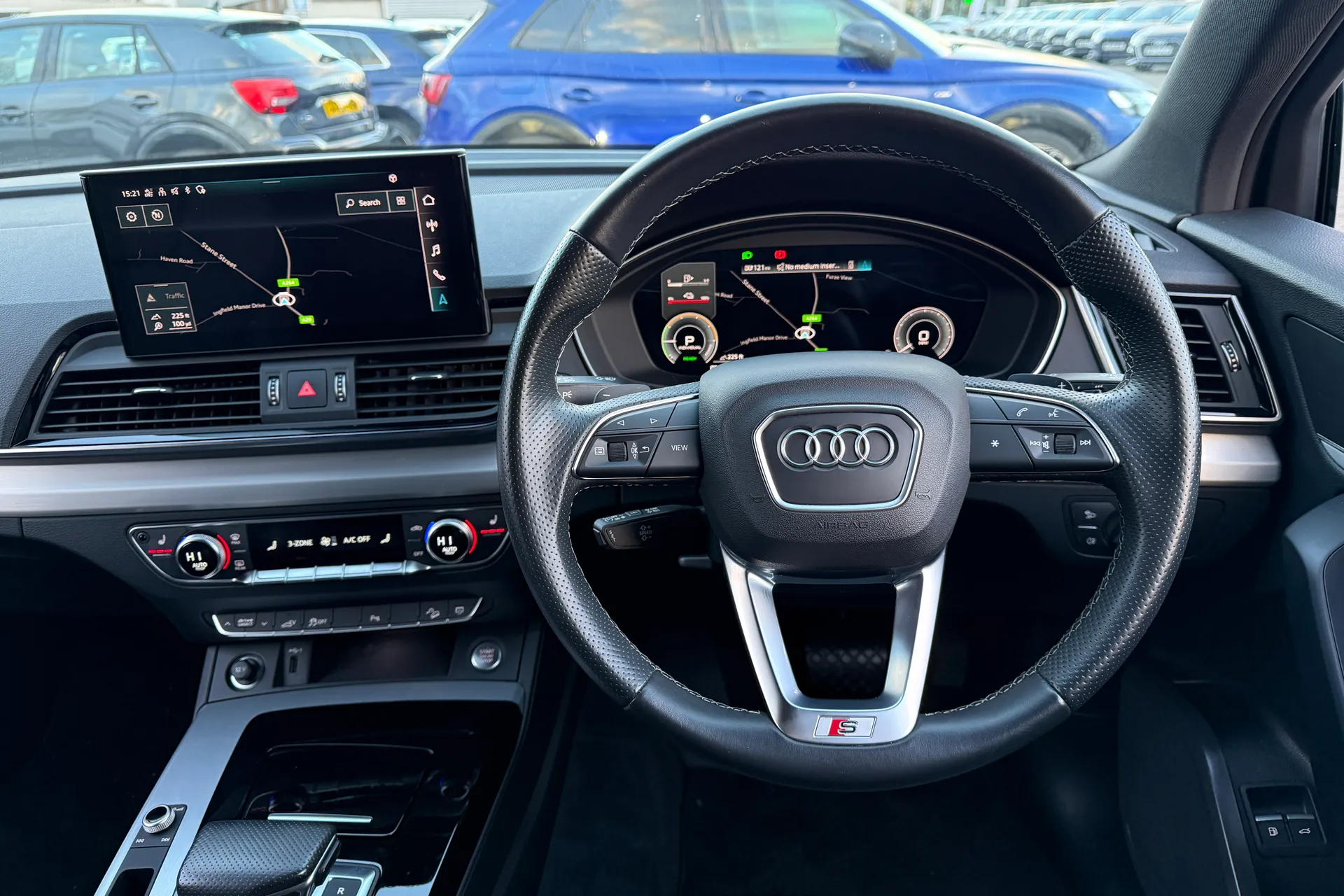 Audi Q5 thumbnail image number 6