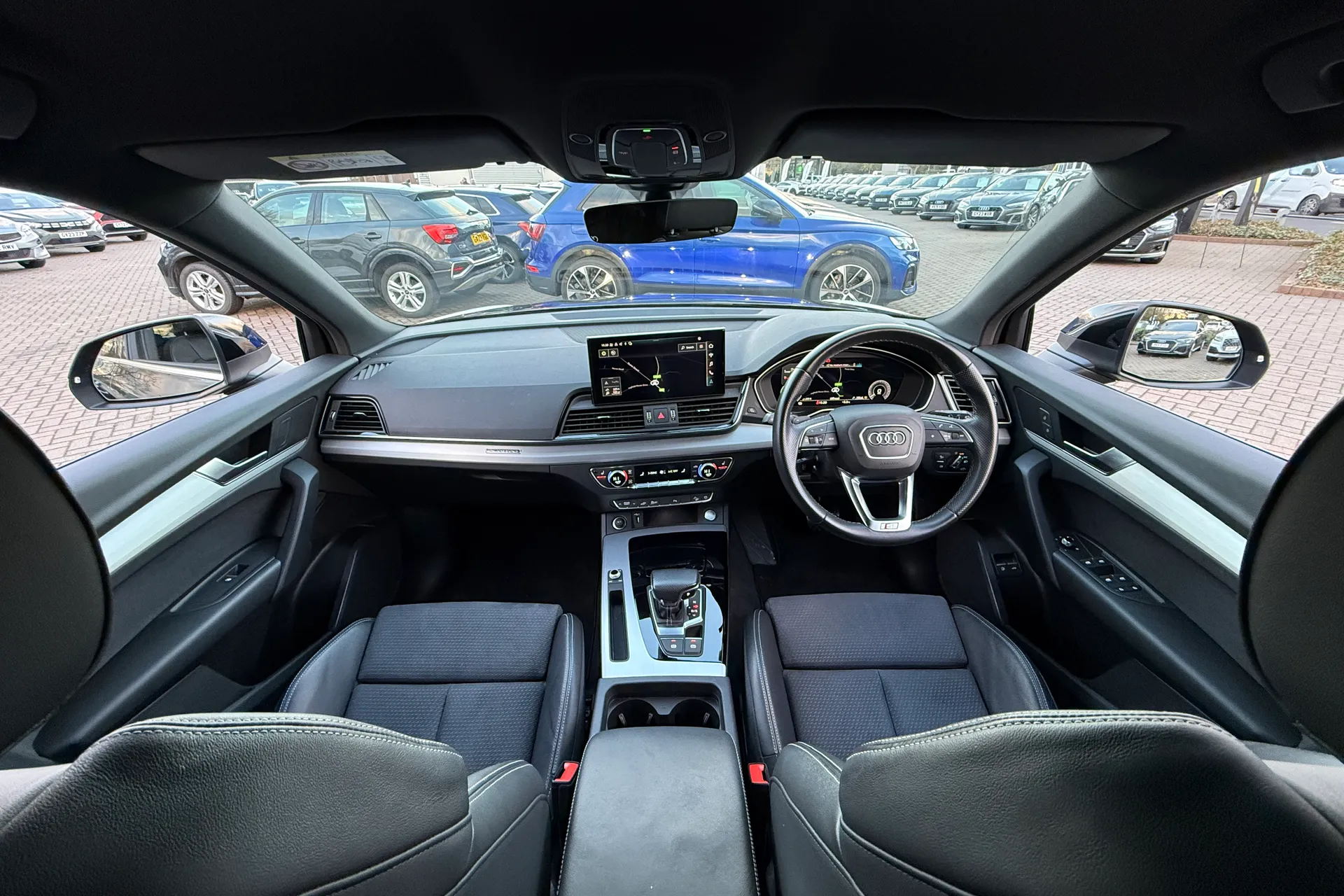 Audi Q5 thumbnail image number 3