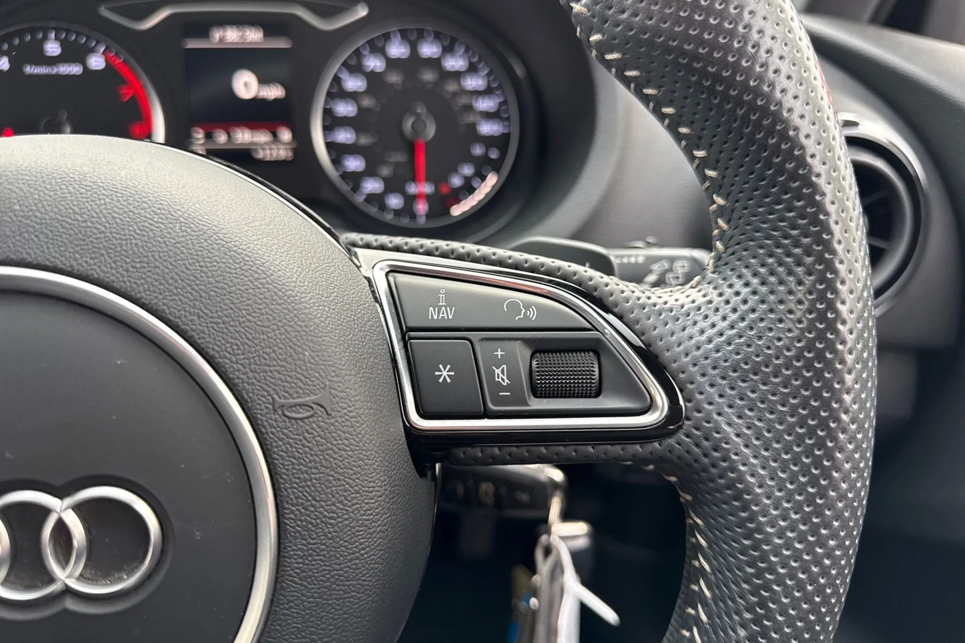 Audi A3 thumbnail image number 46