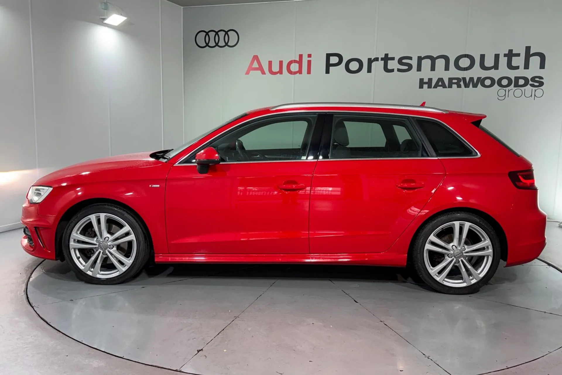 Audi A3 thumbnail image number 11