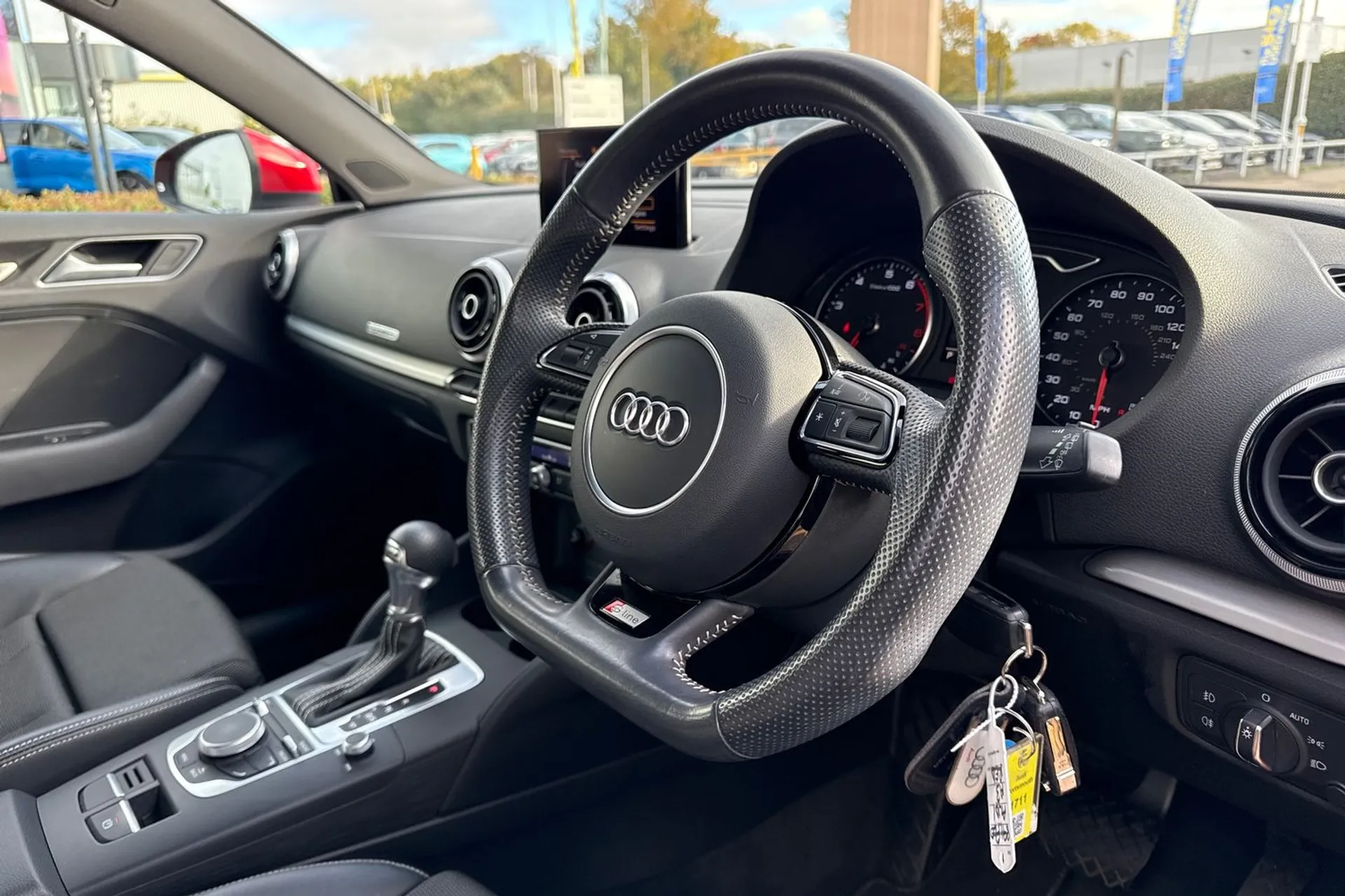 Audi A3 thumbnail image number 28