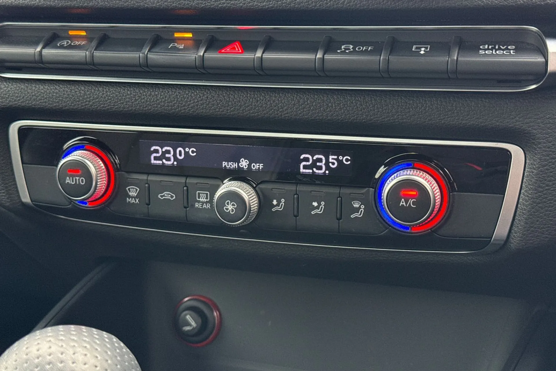 Audi A3 thumbnail image number 27