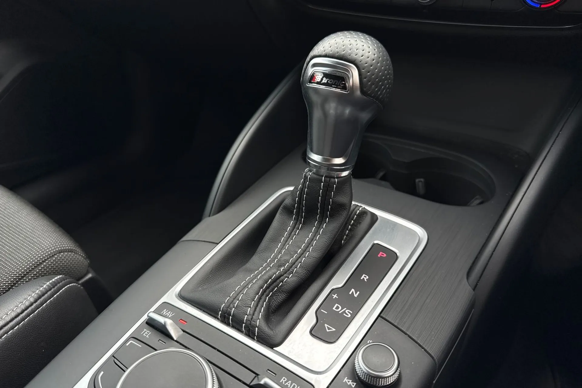 Audi A3 thumbnail image number 23