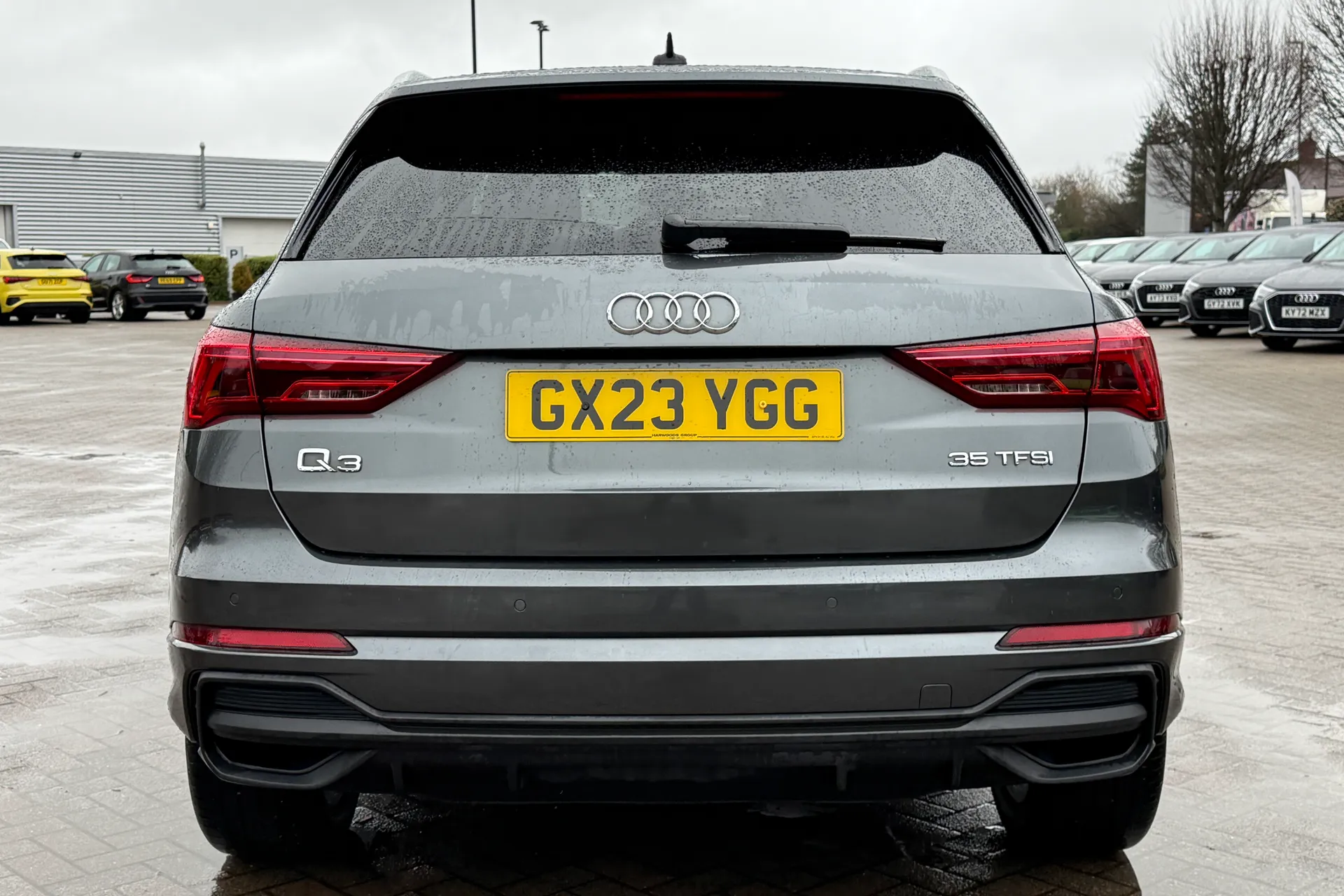 Audi Q3 thumbnail image number 29