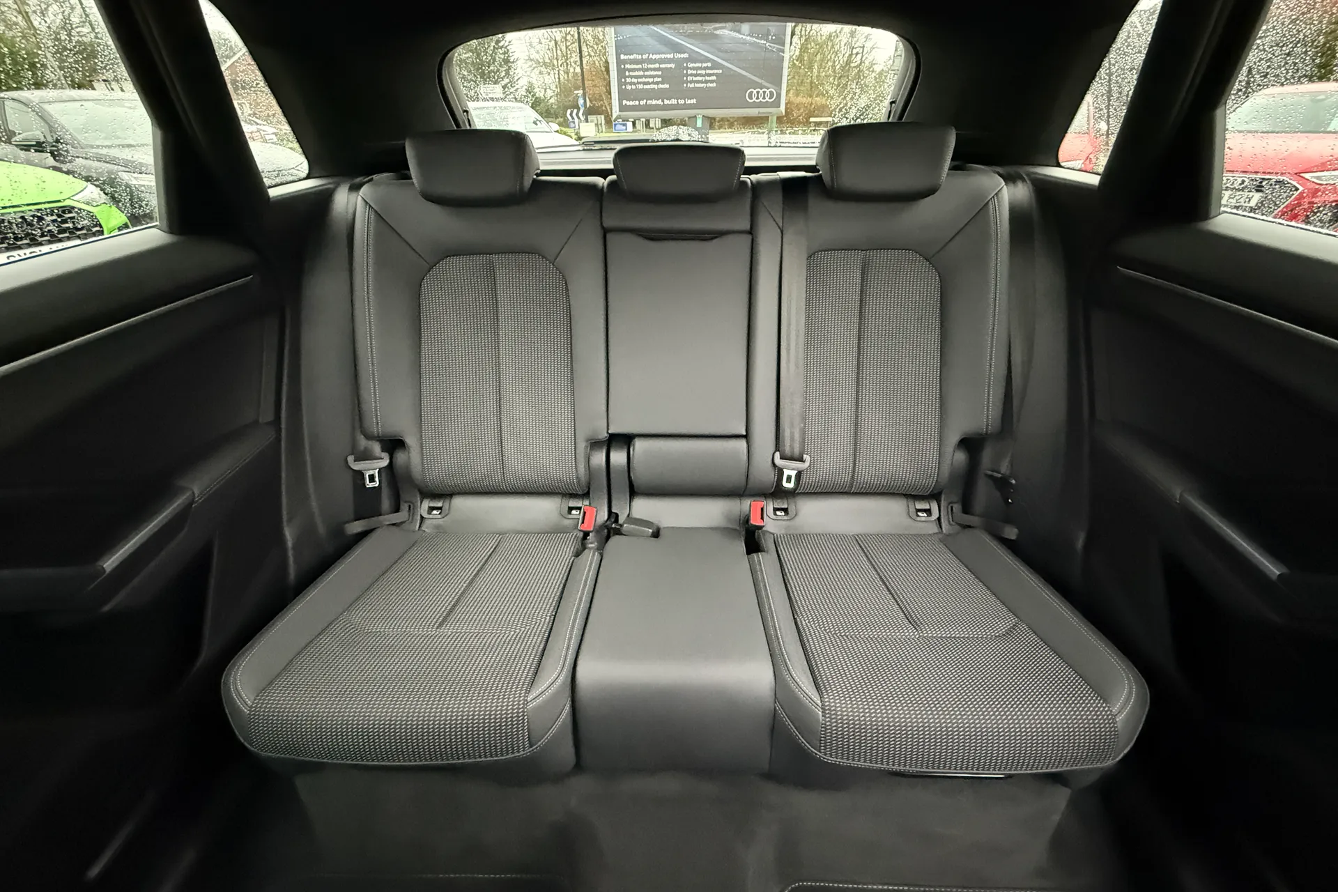 Audi Q3 thumbnail image number 34