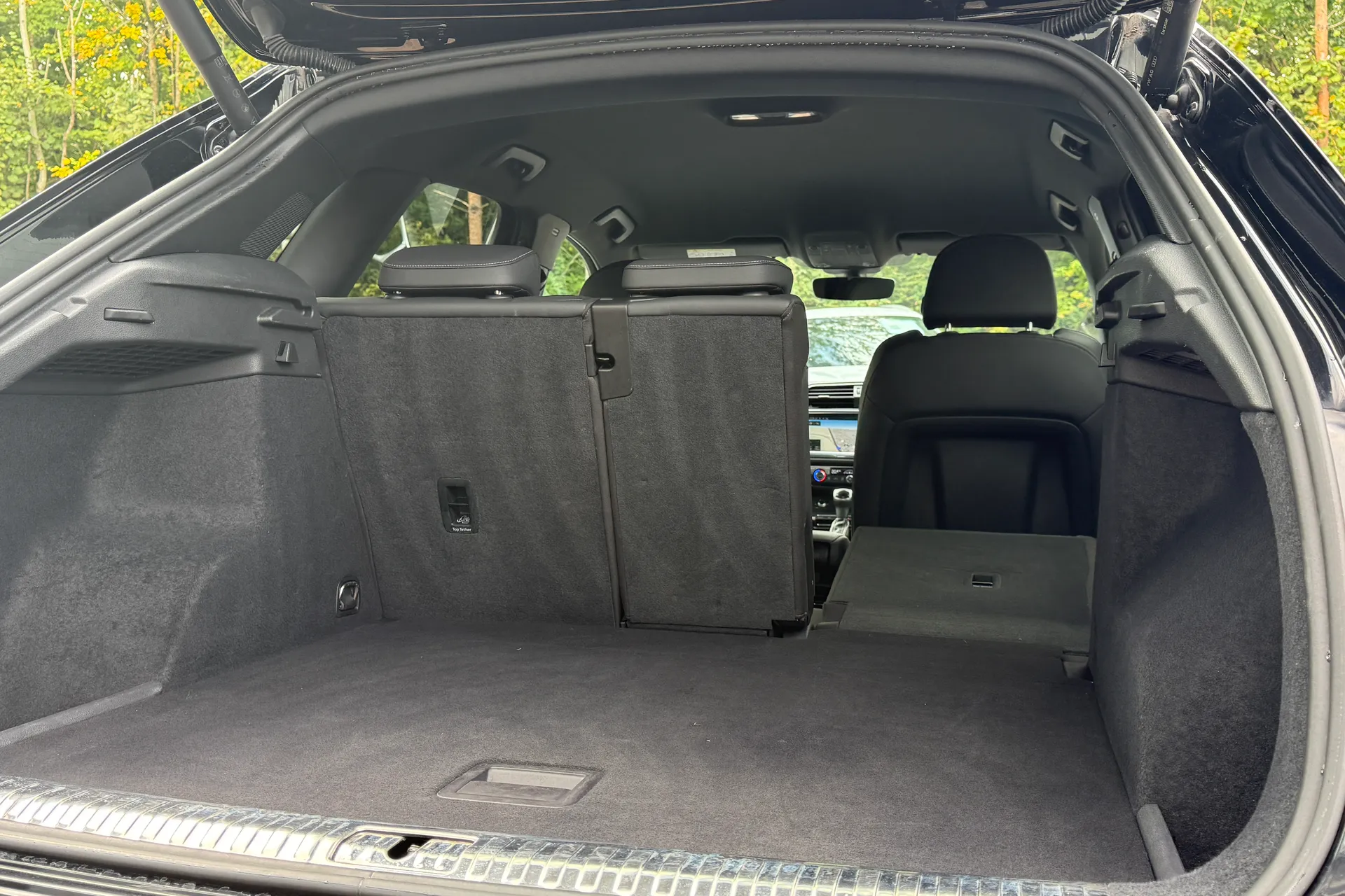 Audi Q3 thumbnail image number 30