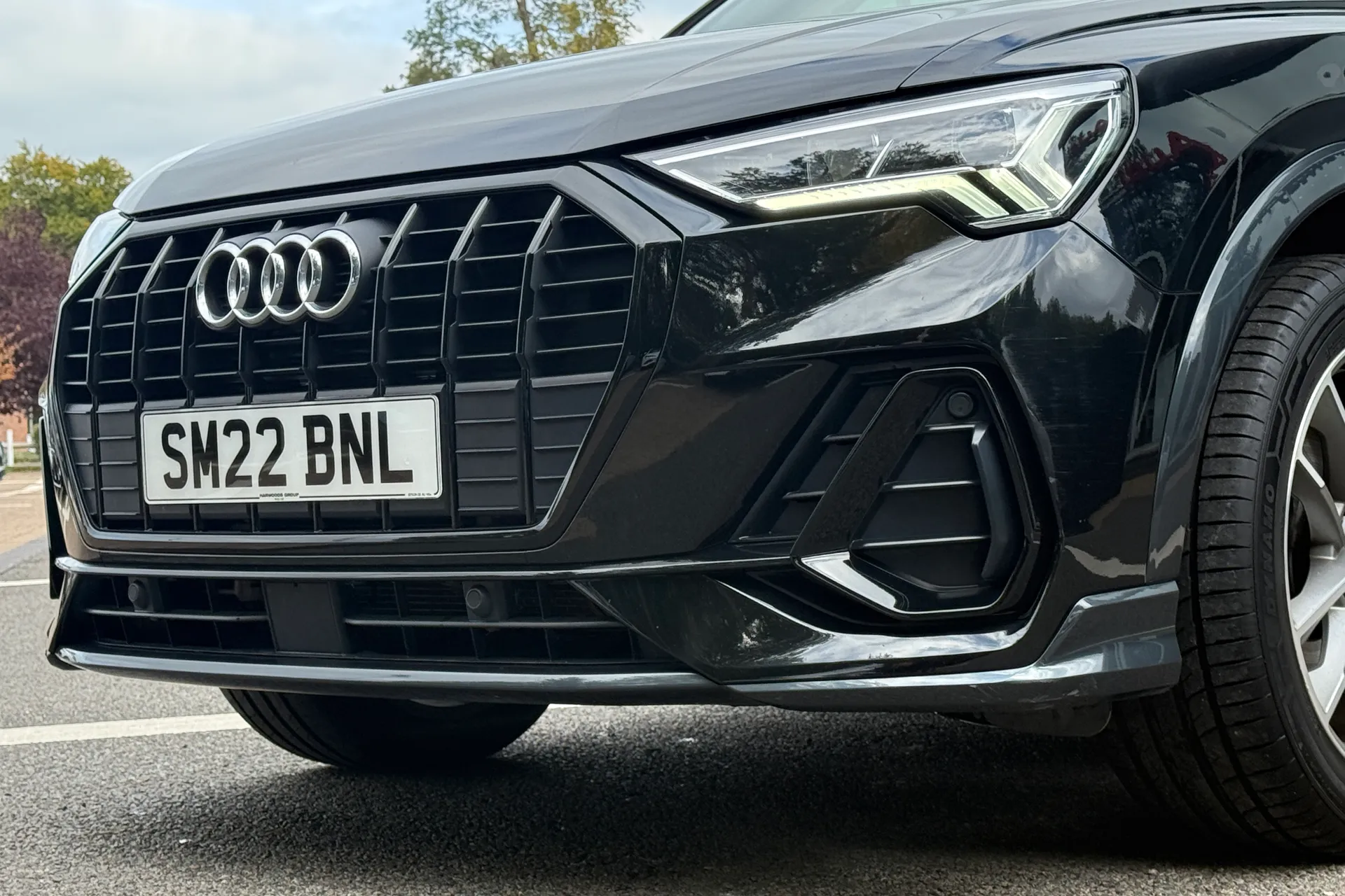 Audi Q3 thumbnail image number 25