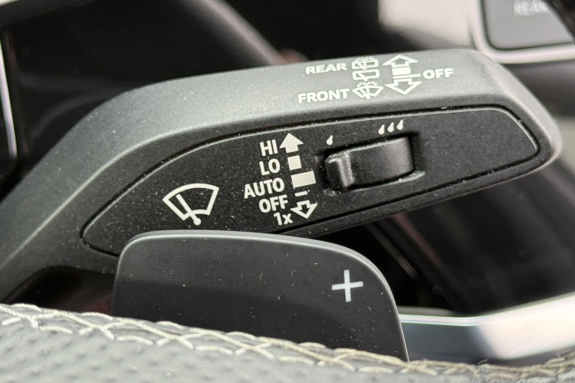 Audi Q3 thumbnail image number 58