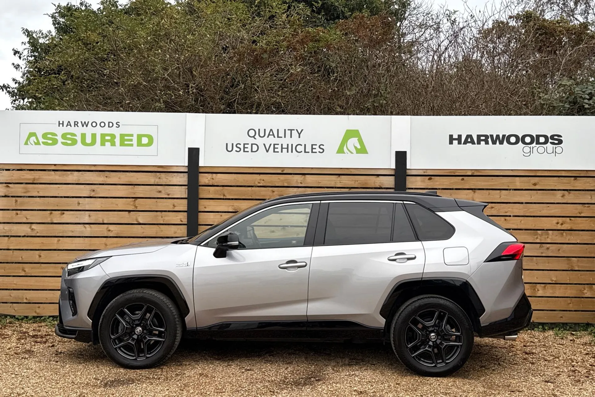 TOYOTA RAV4 thumbnail image number 11