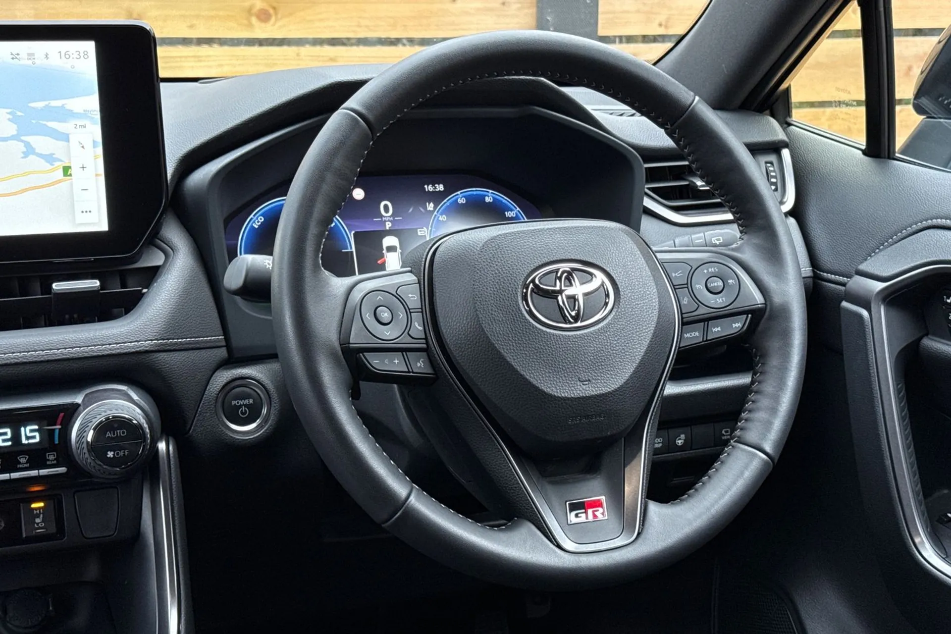 TOYOTA RAV4 thumbnail image number 37