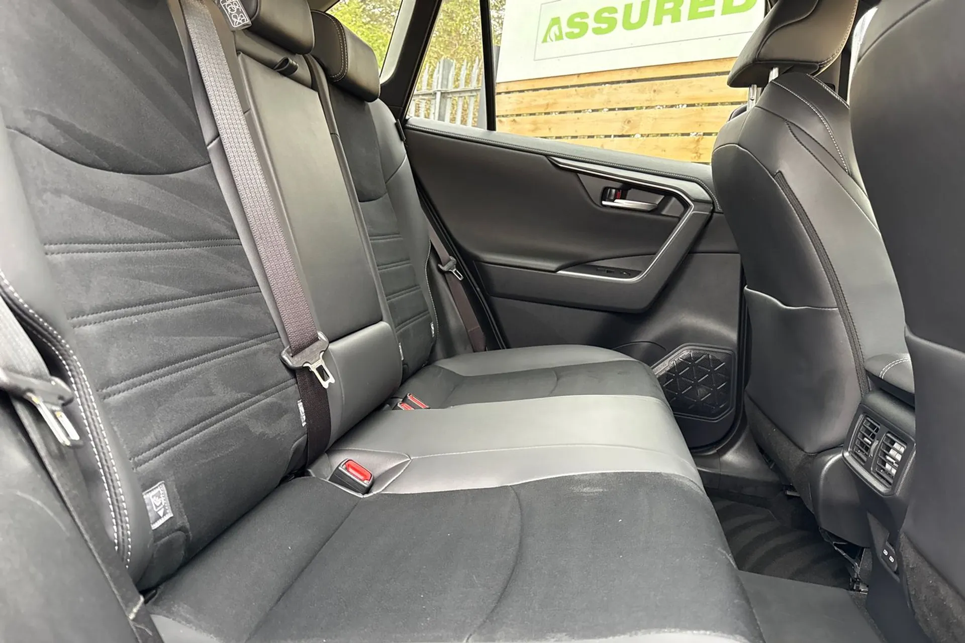 TOYOTA RAV4 thumbnail image number 24