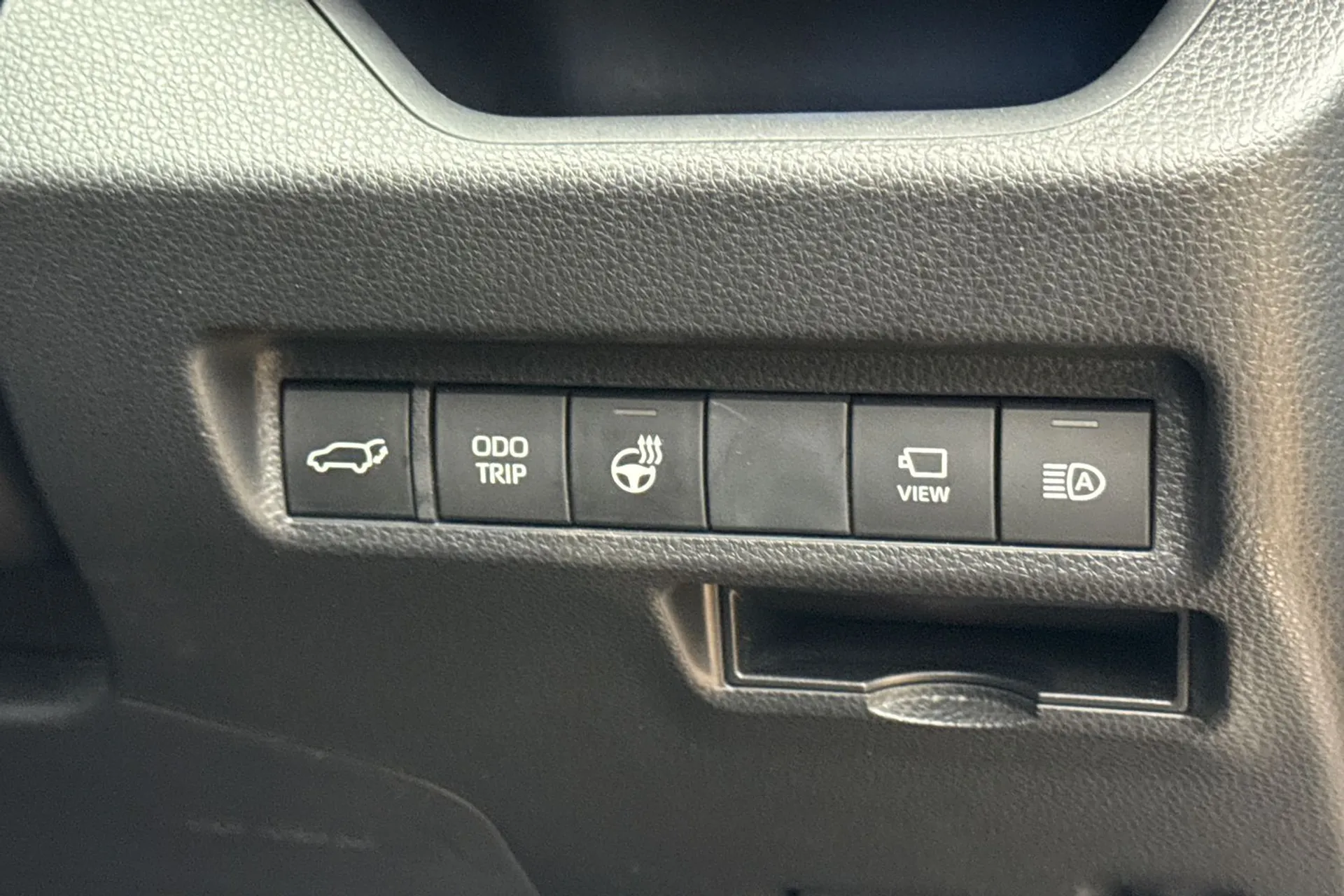 TOYOTA RAV4 thumbnail image number 50