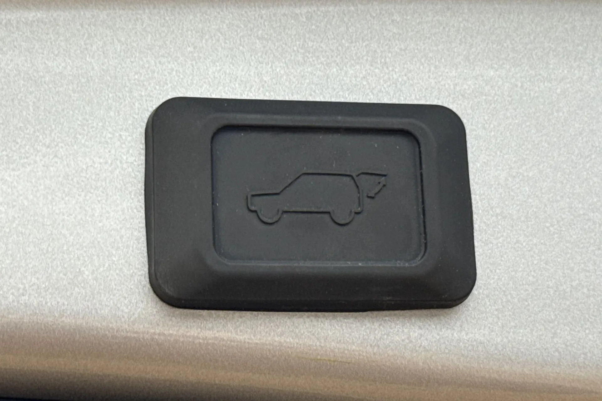 TOYOTA RAV4 thumbnail image number 22