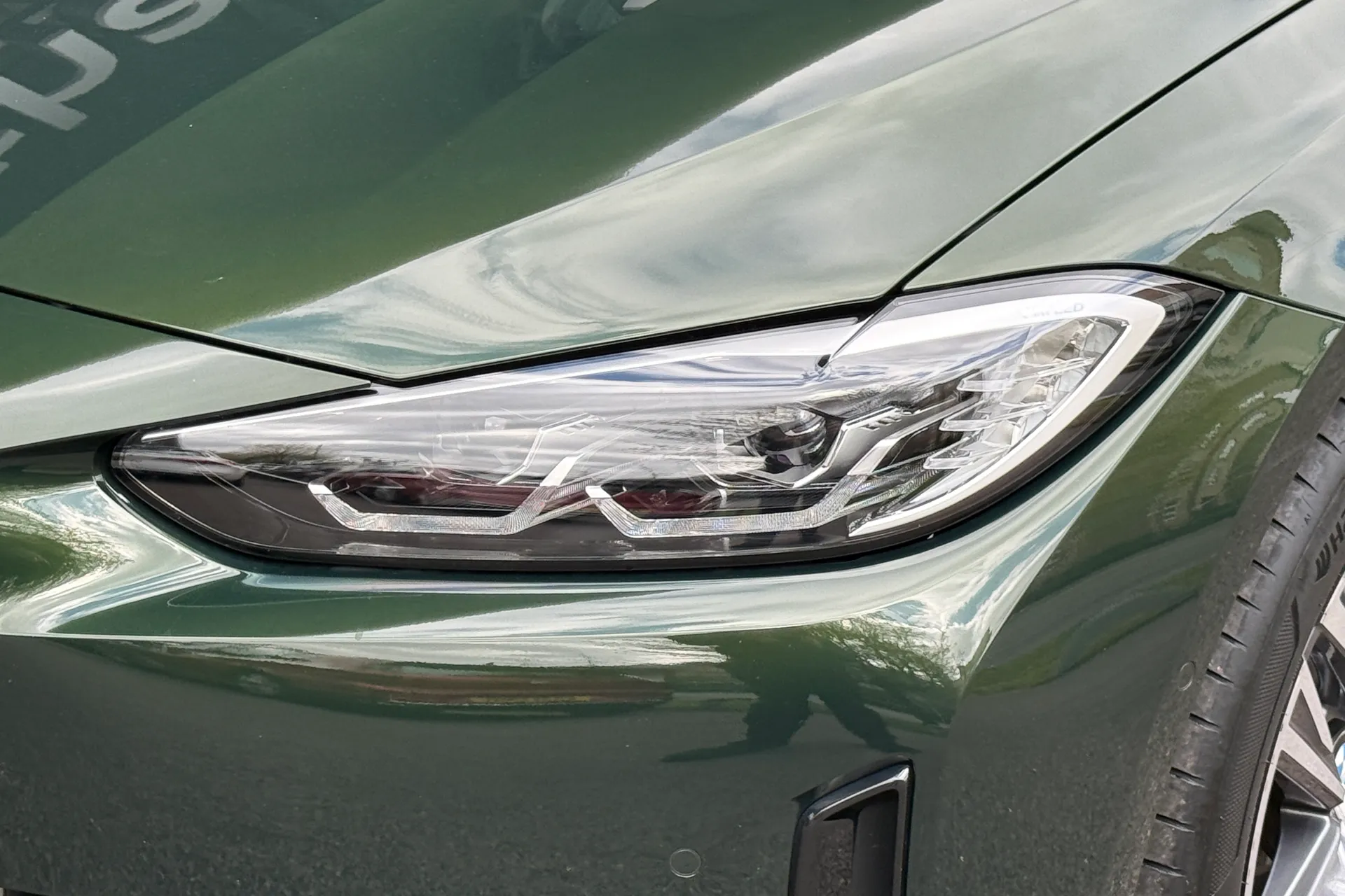 BMW I4 thumbnail image number 48