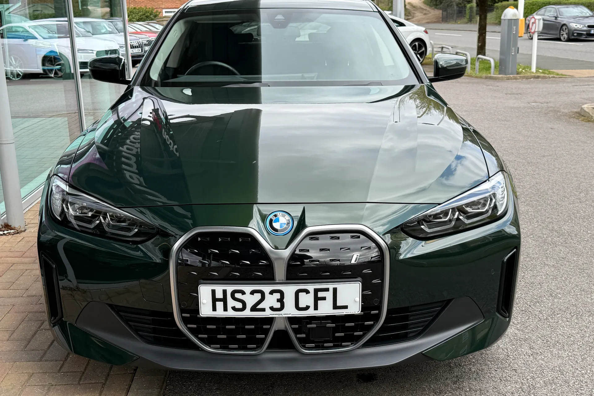 BMW I4 thumbnail image number 49