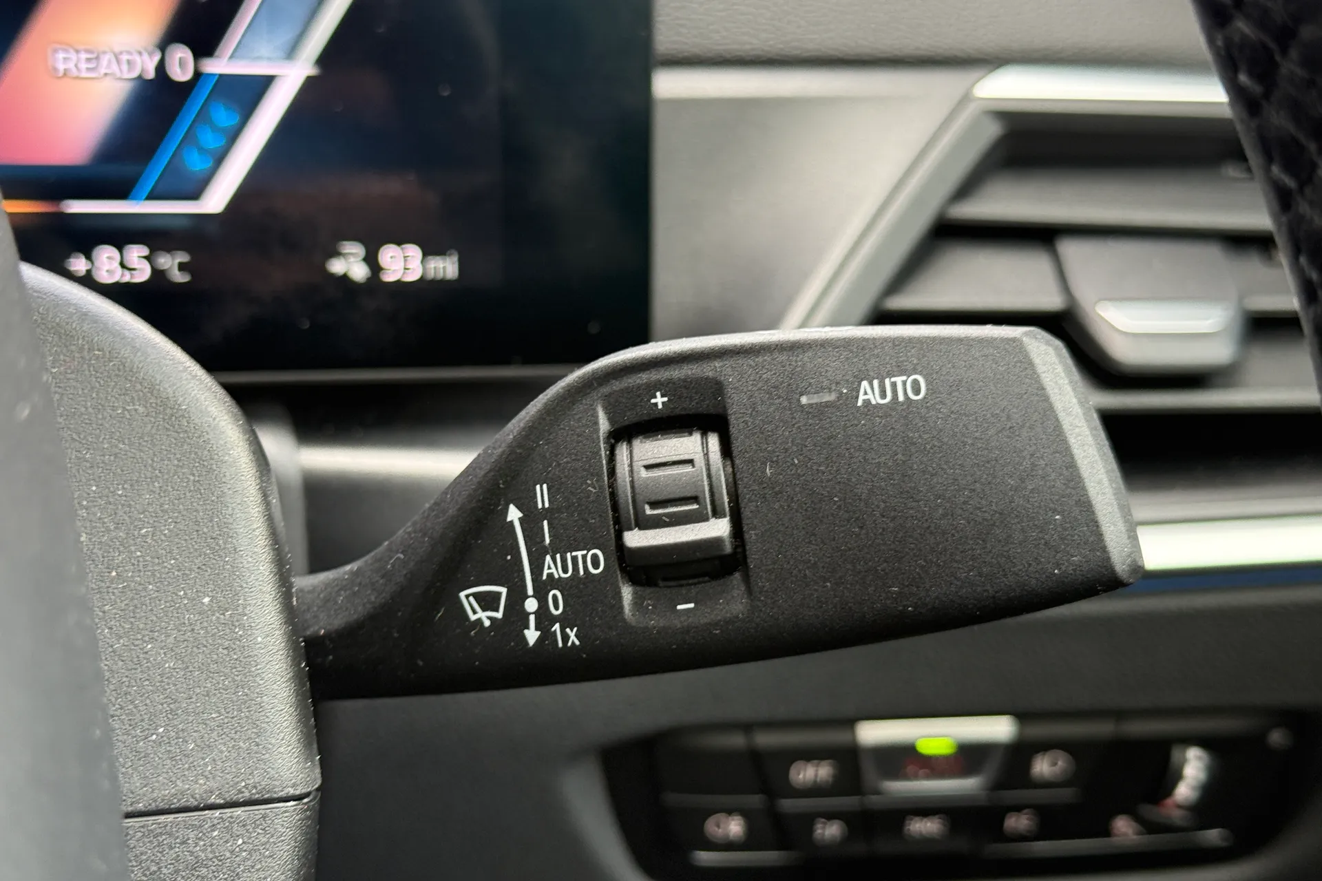 BMW I4 thumbnail image number 13