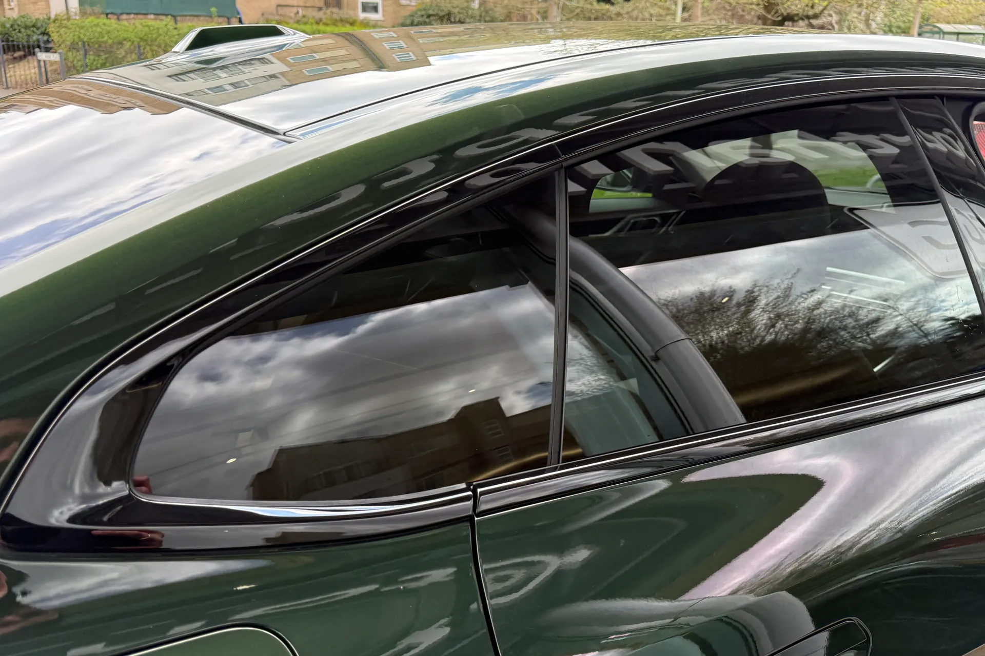 BMW I4 thumbnail image number 51