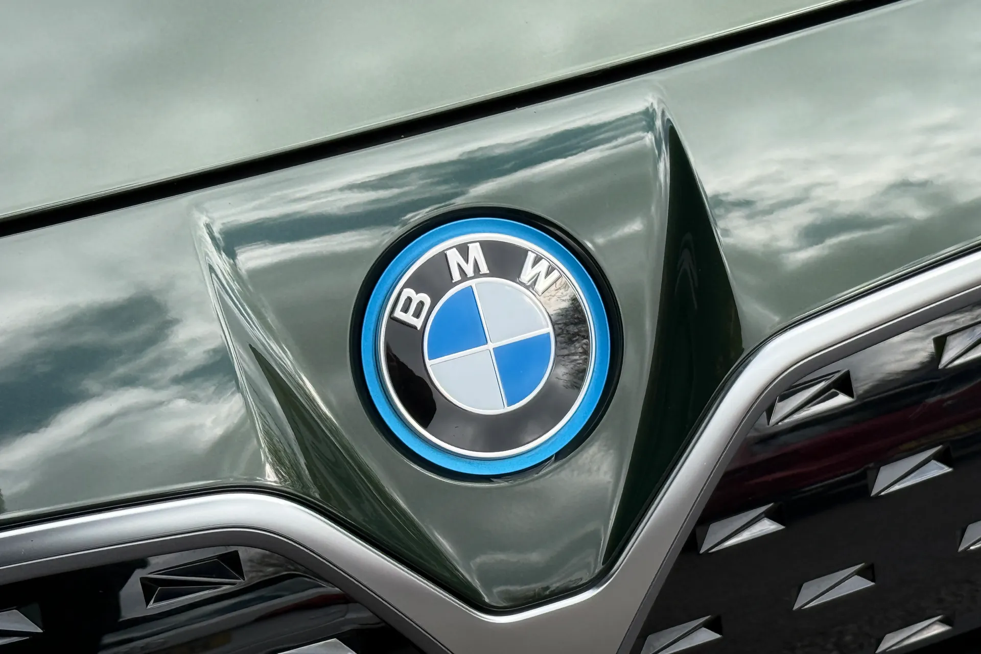 BMW I4 thumbnail image number 50