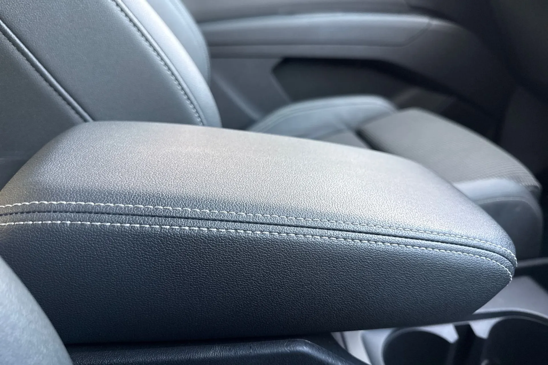 Audi Q4 thumbnail image number 44