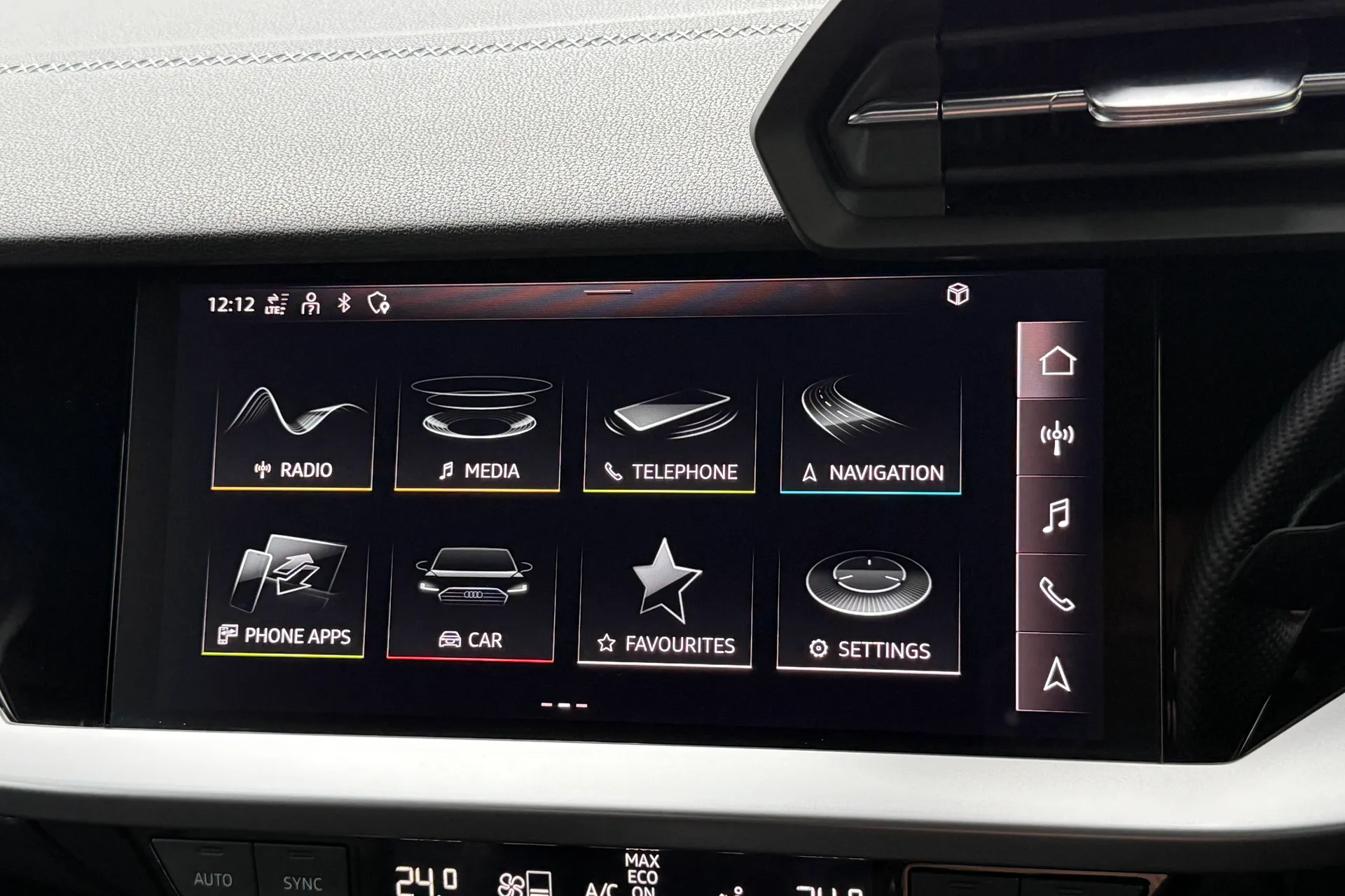 Audi A3 thumbnail image number 18