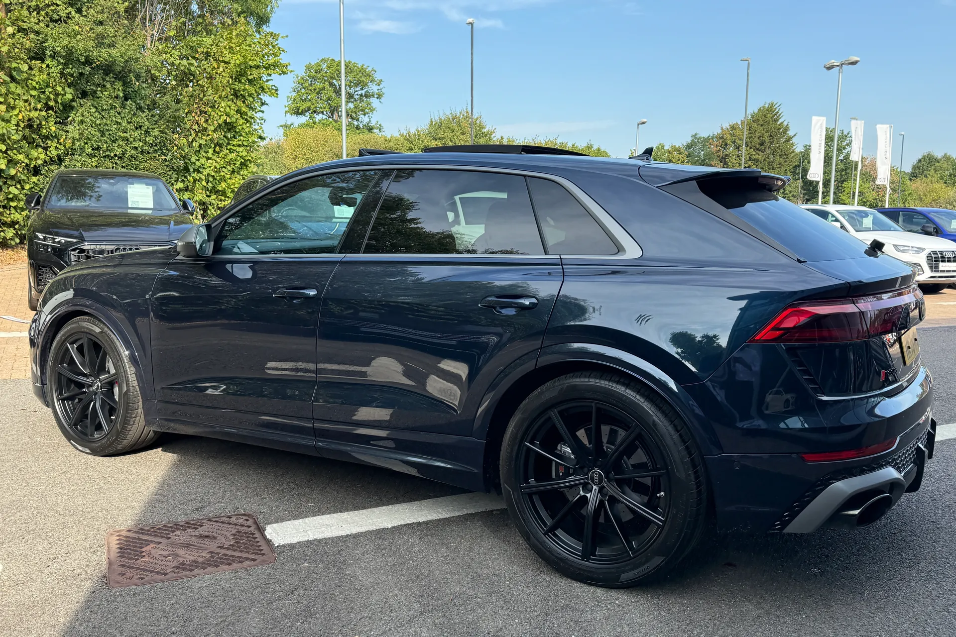 Audi RS Q8 thumbnail image number 19