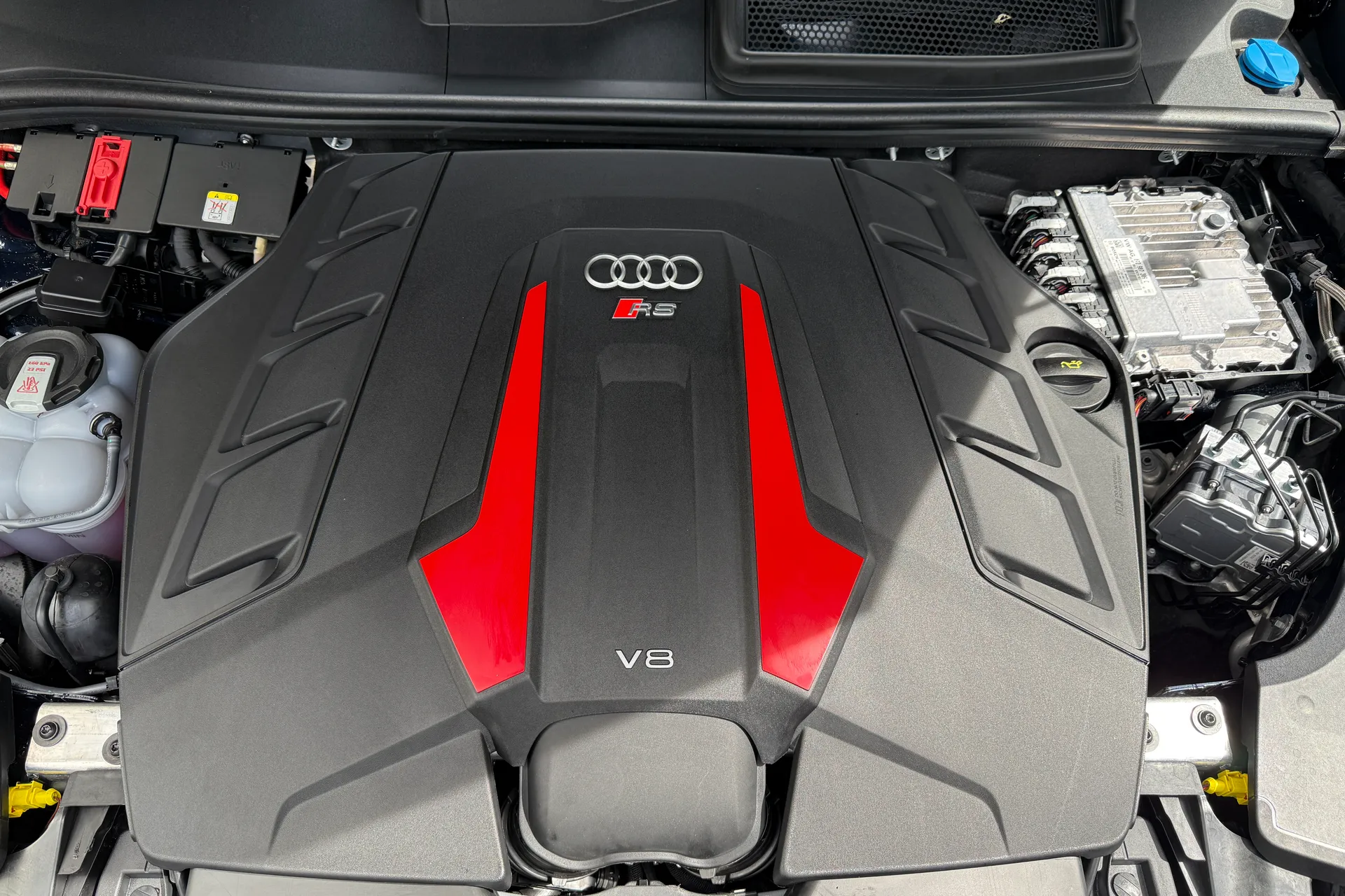 Audi RS Q8 thumbnail image number 68