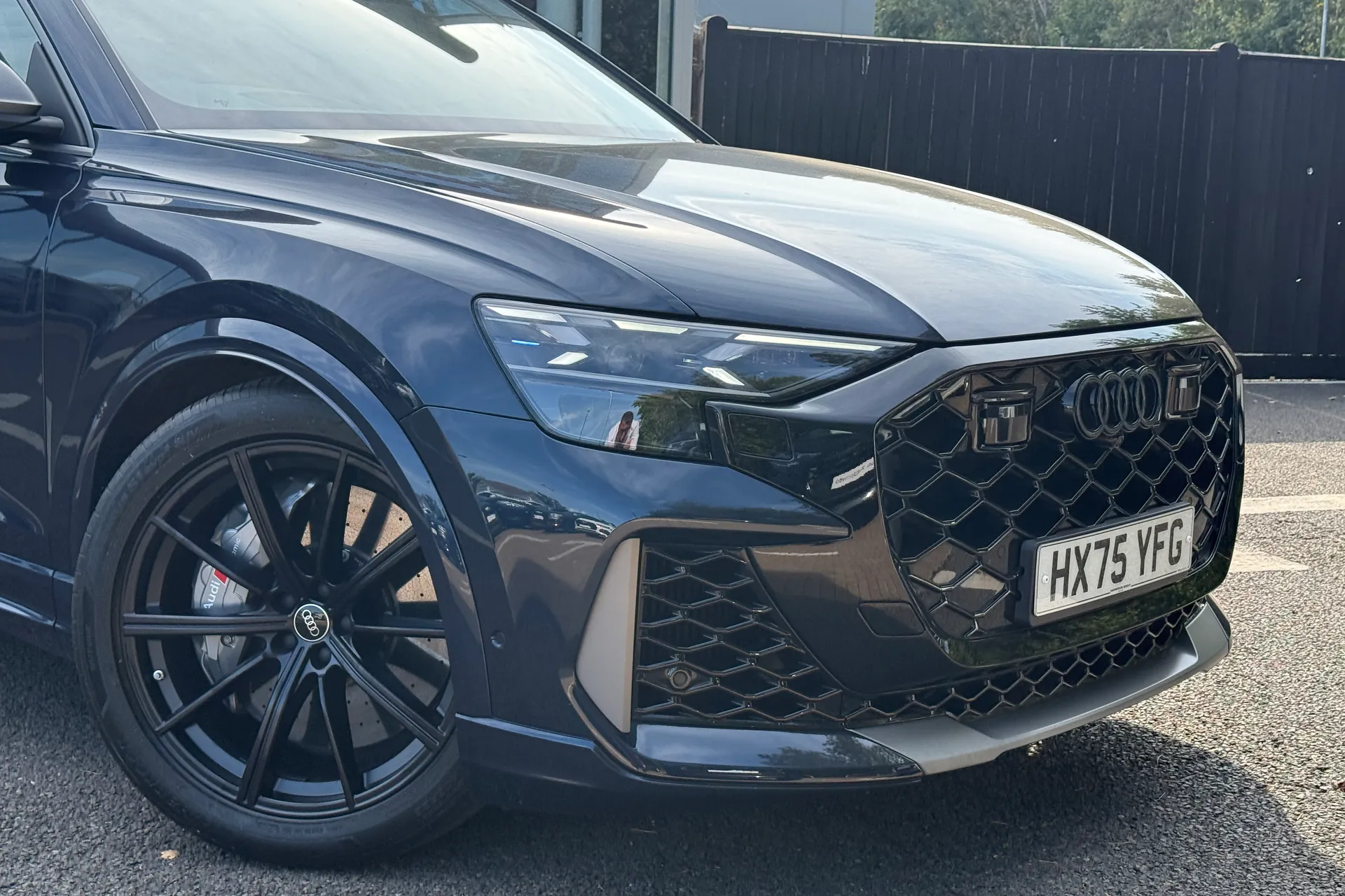 Audi RS Q8 thumbnail image number 14