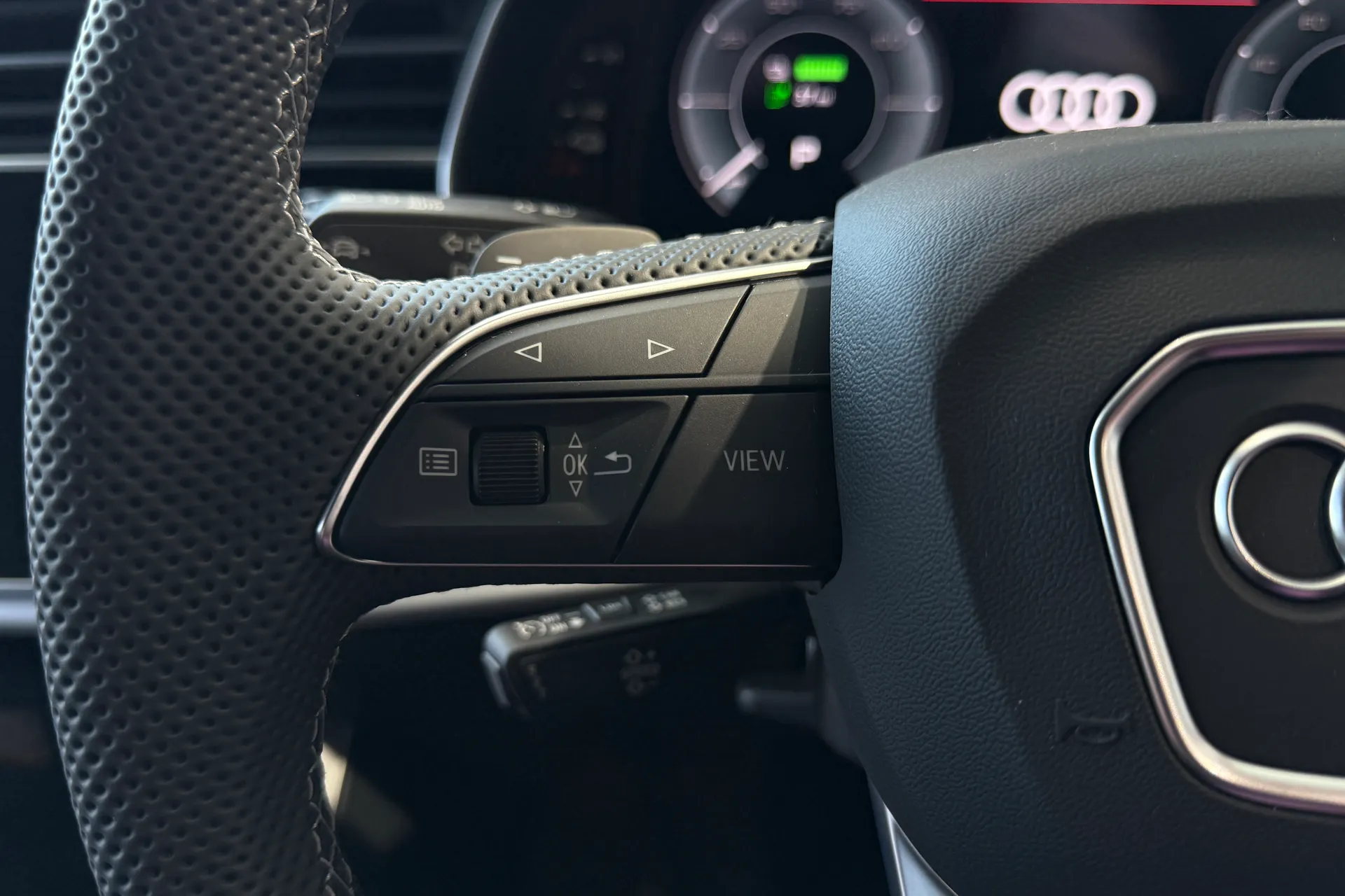 Audi Q7 thumbnail image number 29
