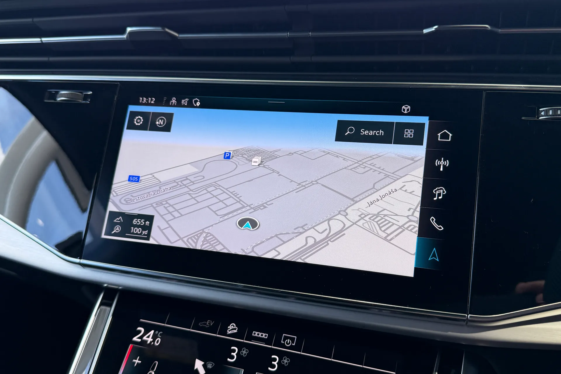 Audi Q7 thumbnail image number 4