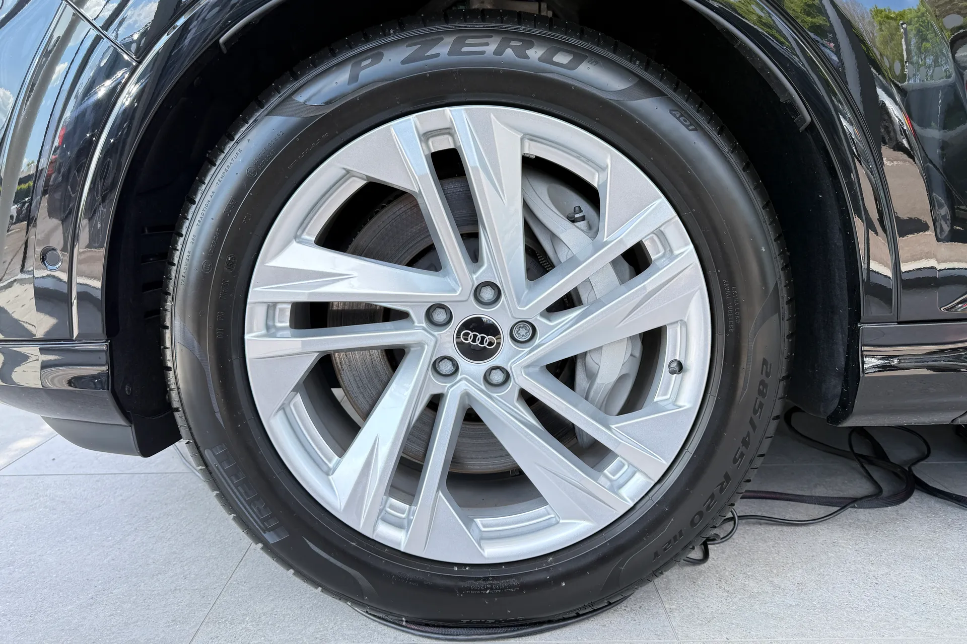 Audi Q7 thumbnail image number 13