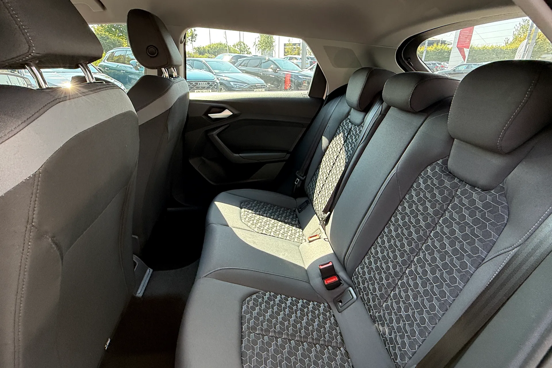 Audi A1 thumbnail image number 28