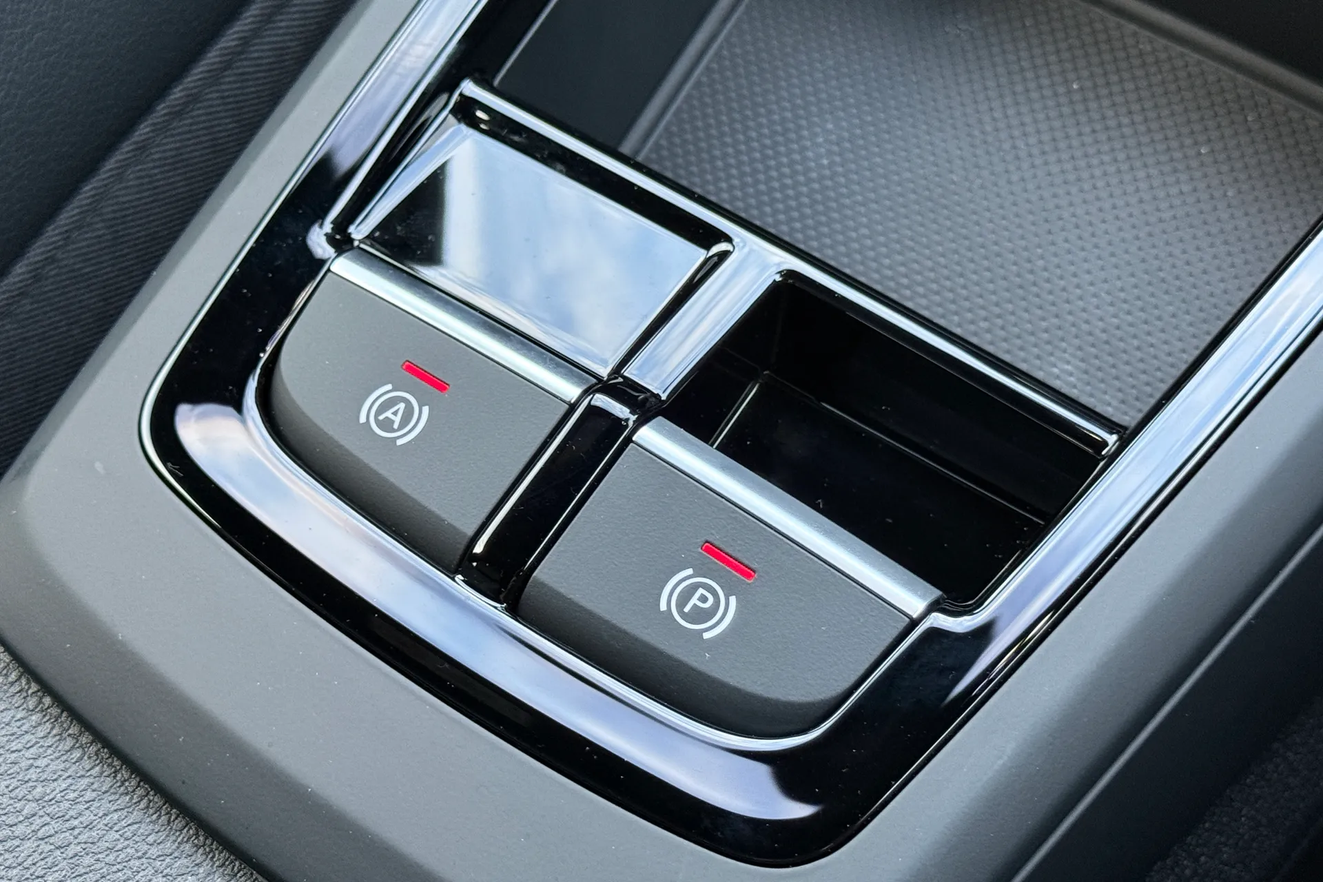 Audi Q2 thumbnail image number 37