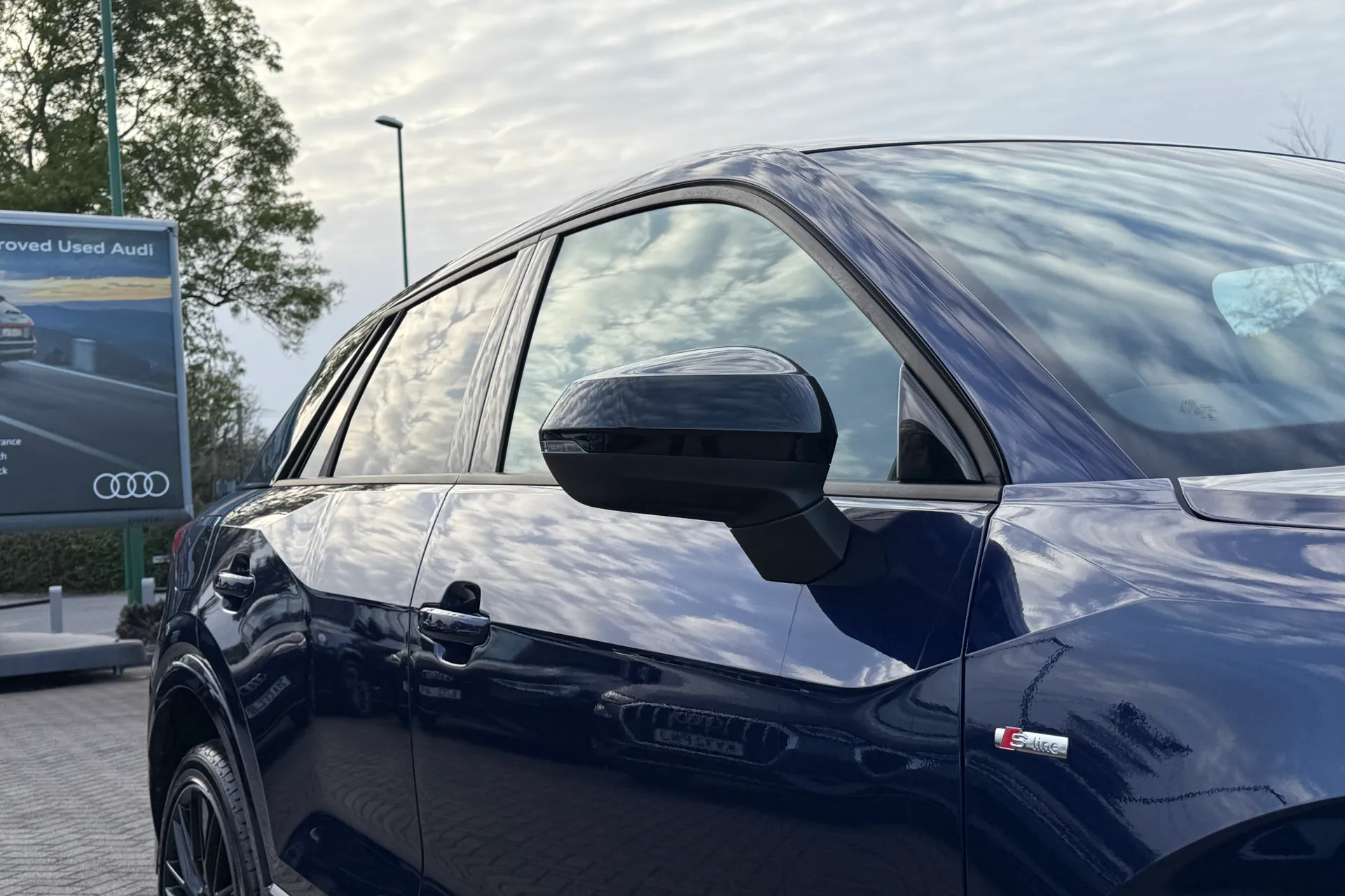 Audi Q2 thumbnail image number 43