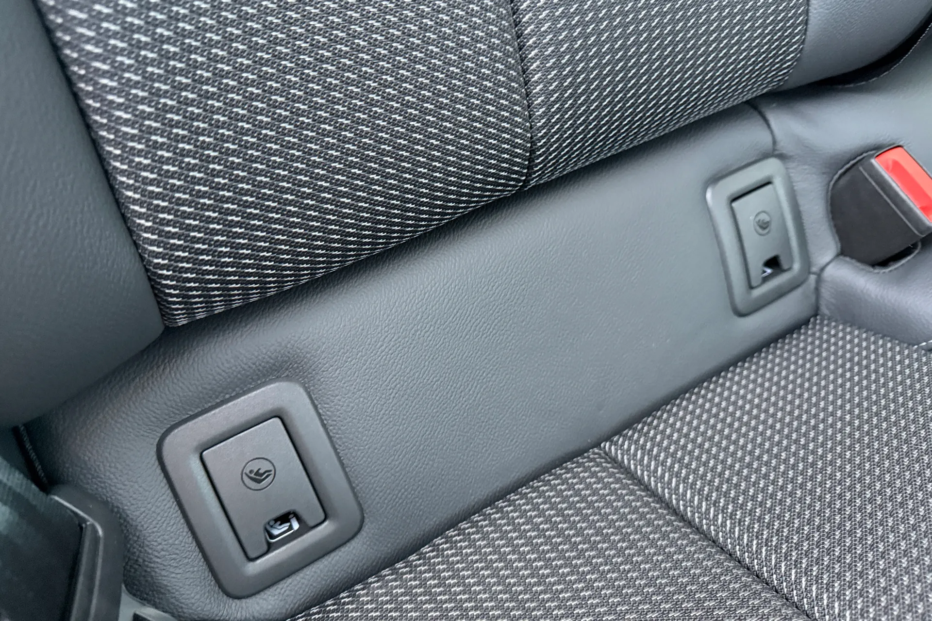 Audi Q2 thumbnail image number 40