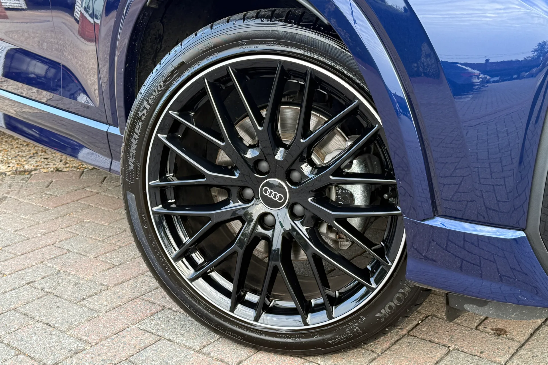 Audi Q2 thumbnail image number 6