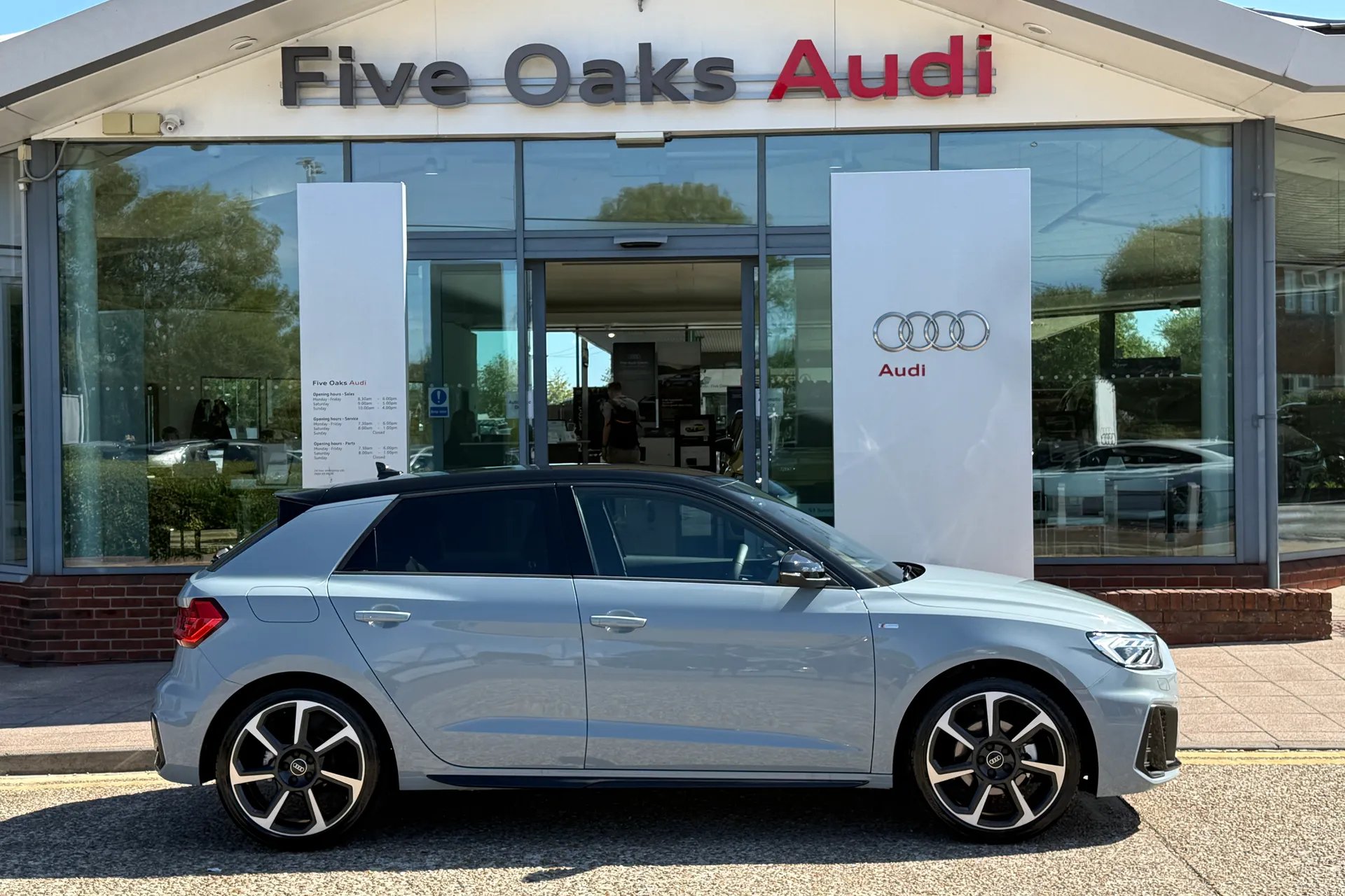 Audi A1 thumbnail image number 2