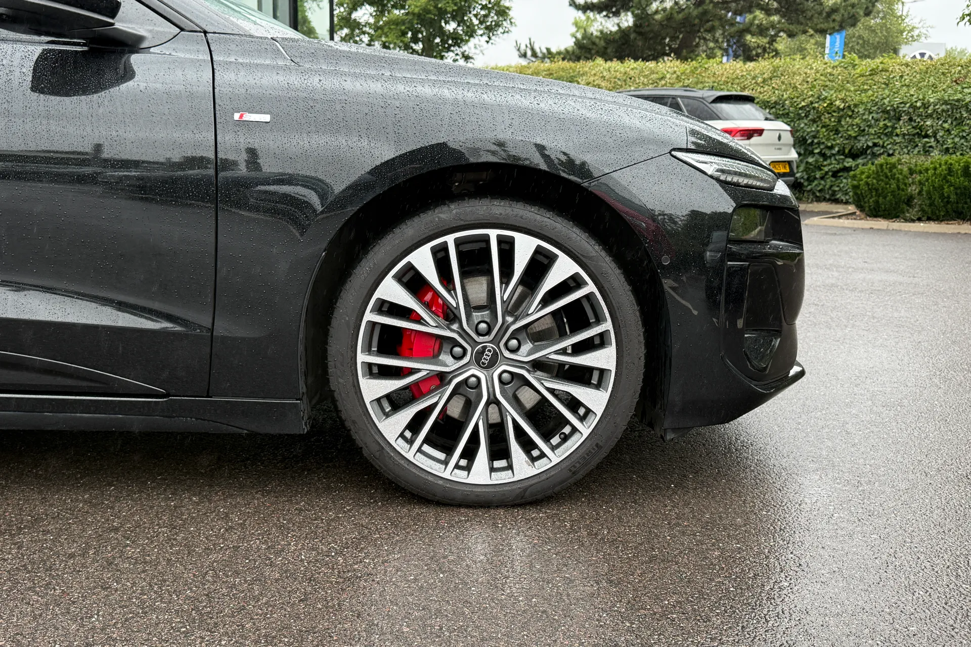 Audi A6 thumbnail image number 22