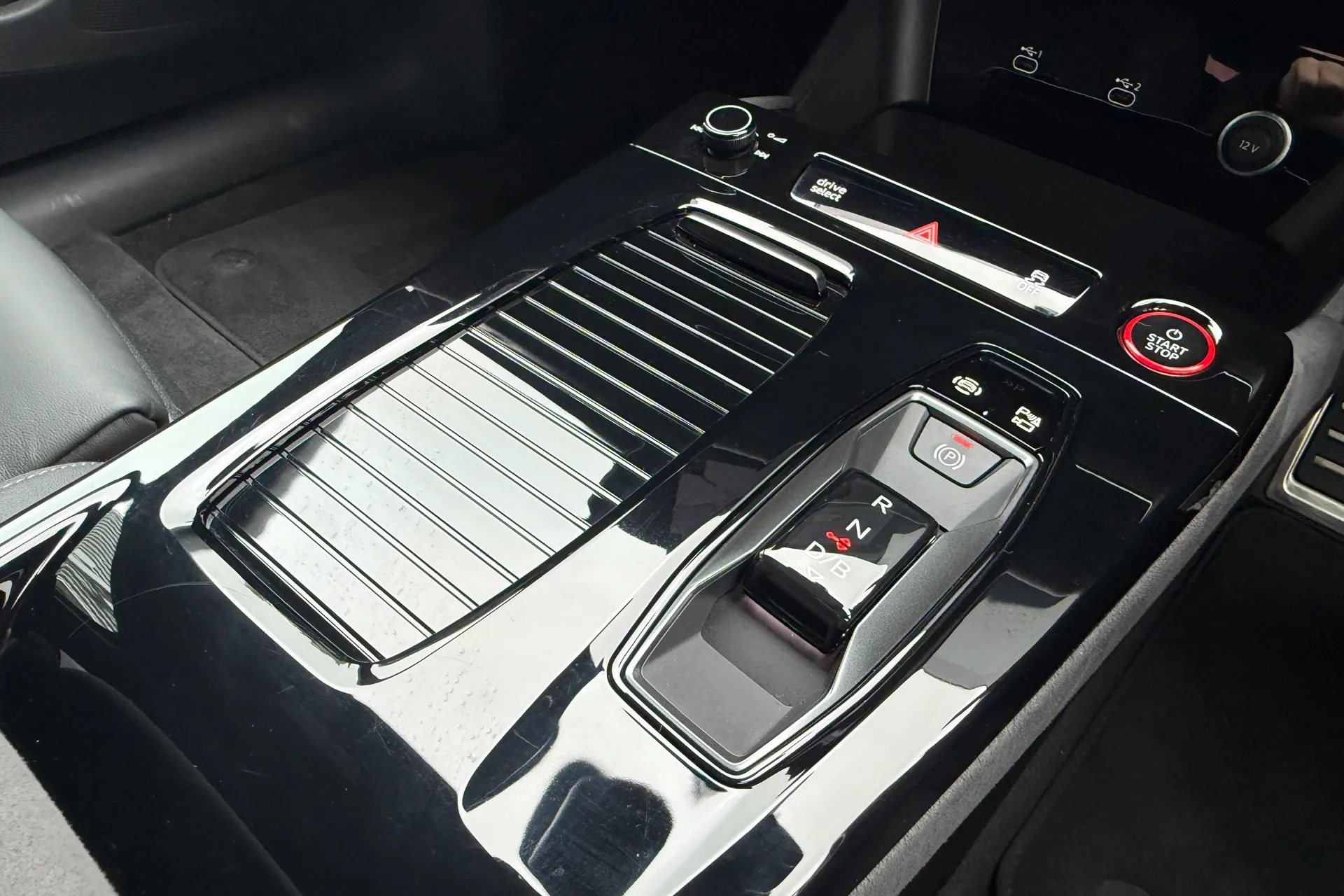 Audi A6 thumbnail image number 16