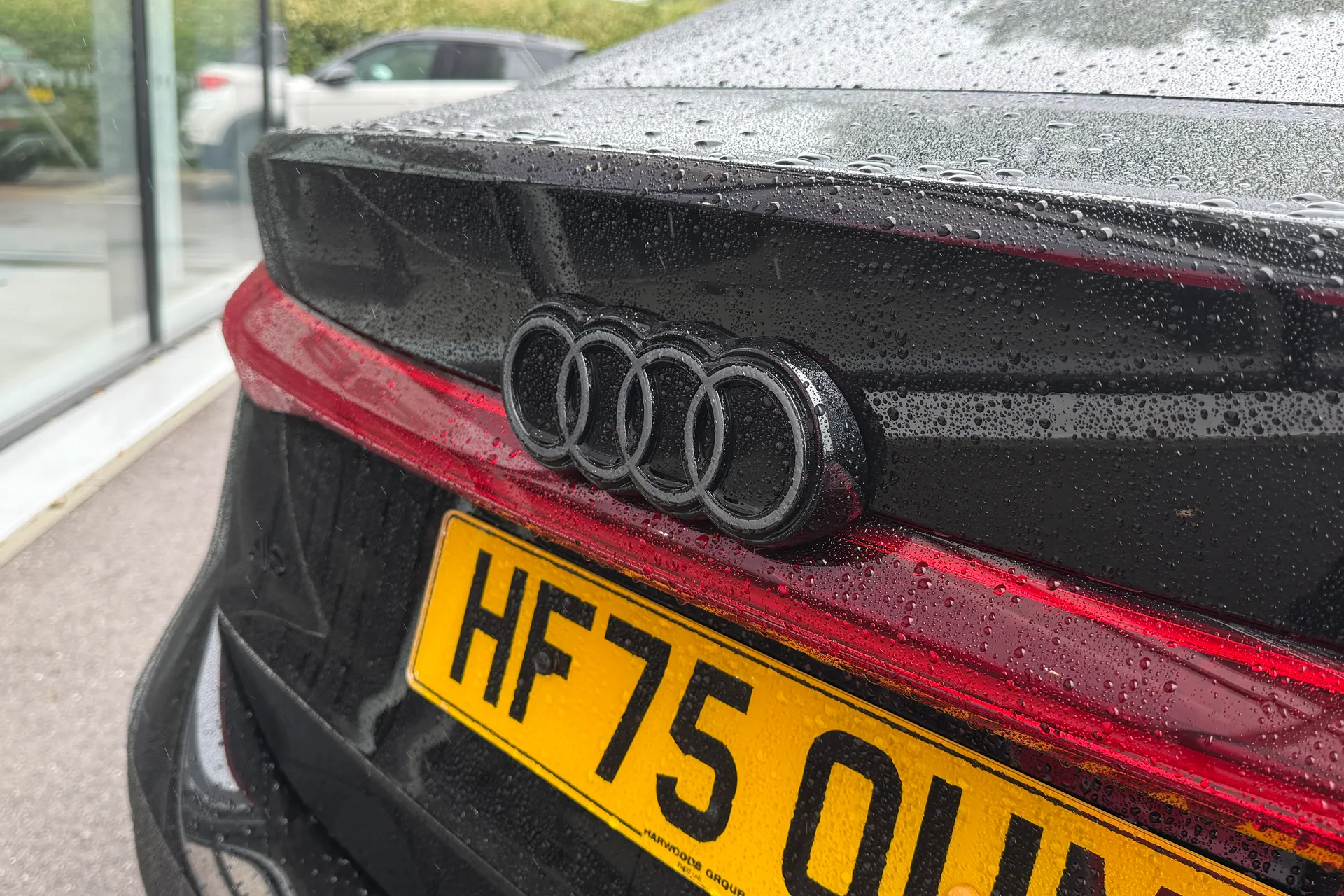 Audi A6 thumbnail image number 40