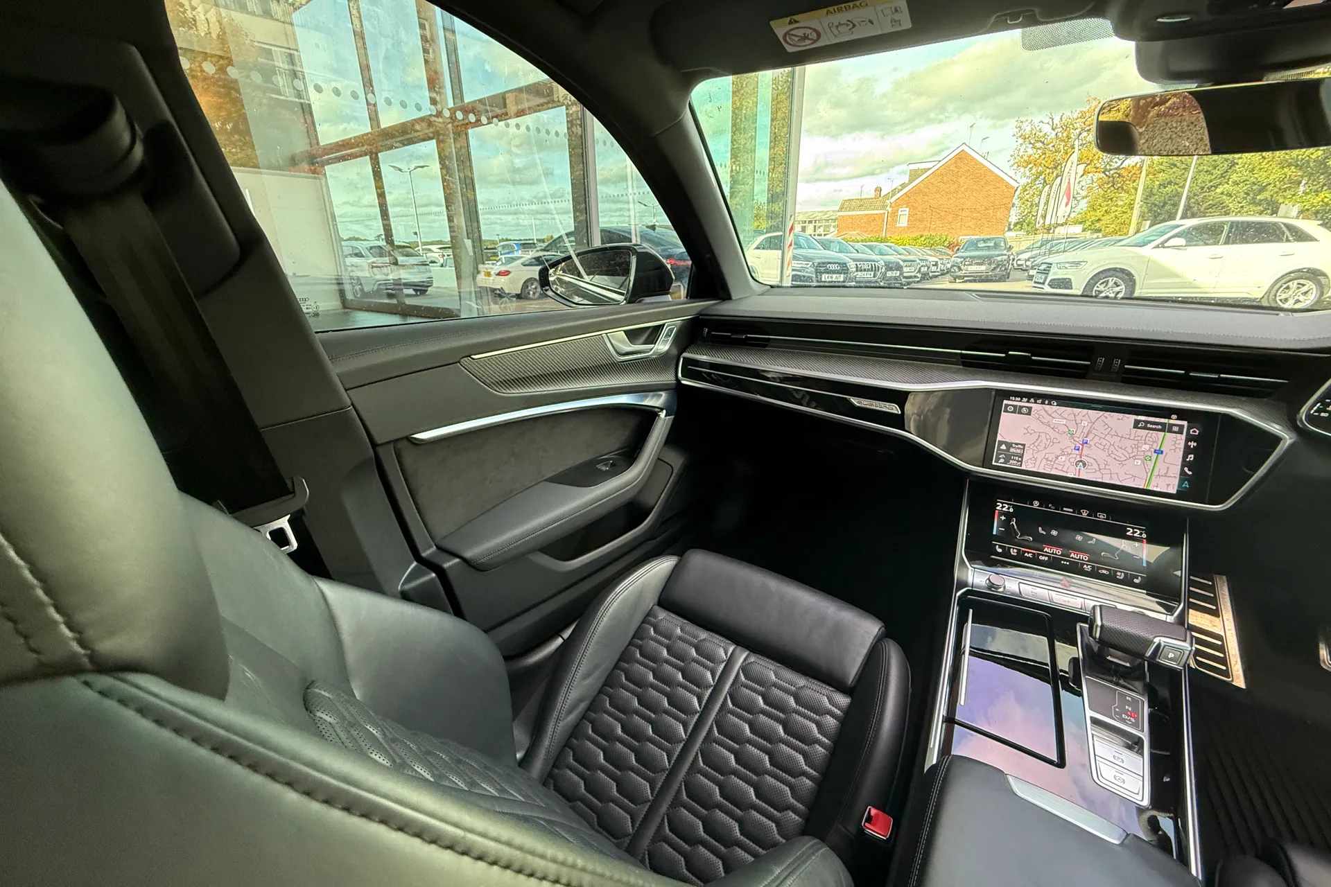 Audi RS6 thumbnail image number 43