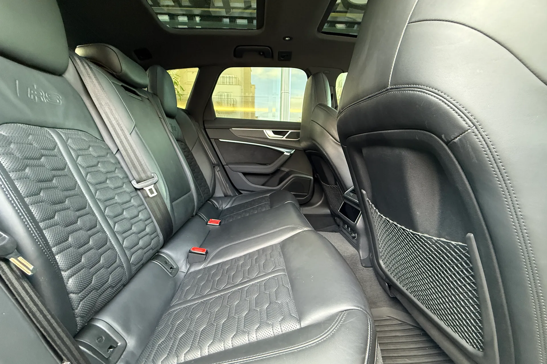 Audi RS6 thumbnail image number 58