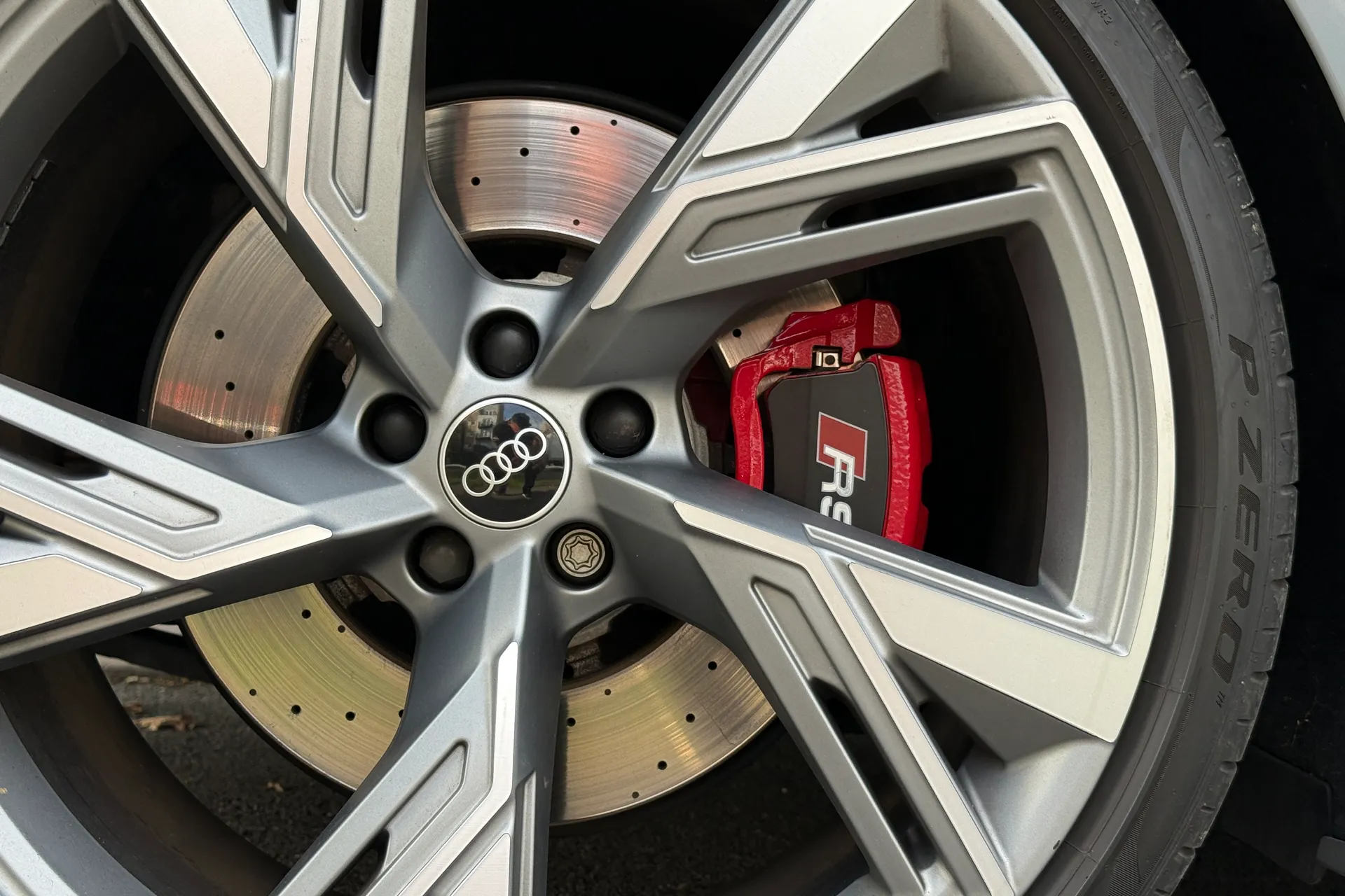 Audi RS6 thumbnail image number 48