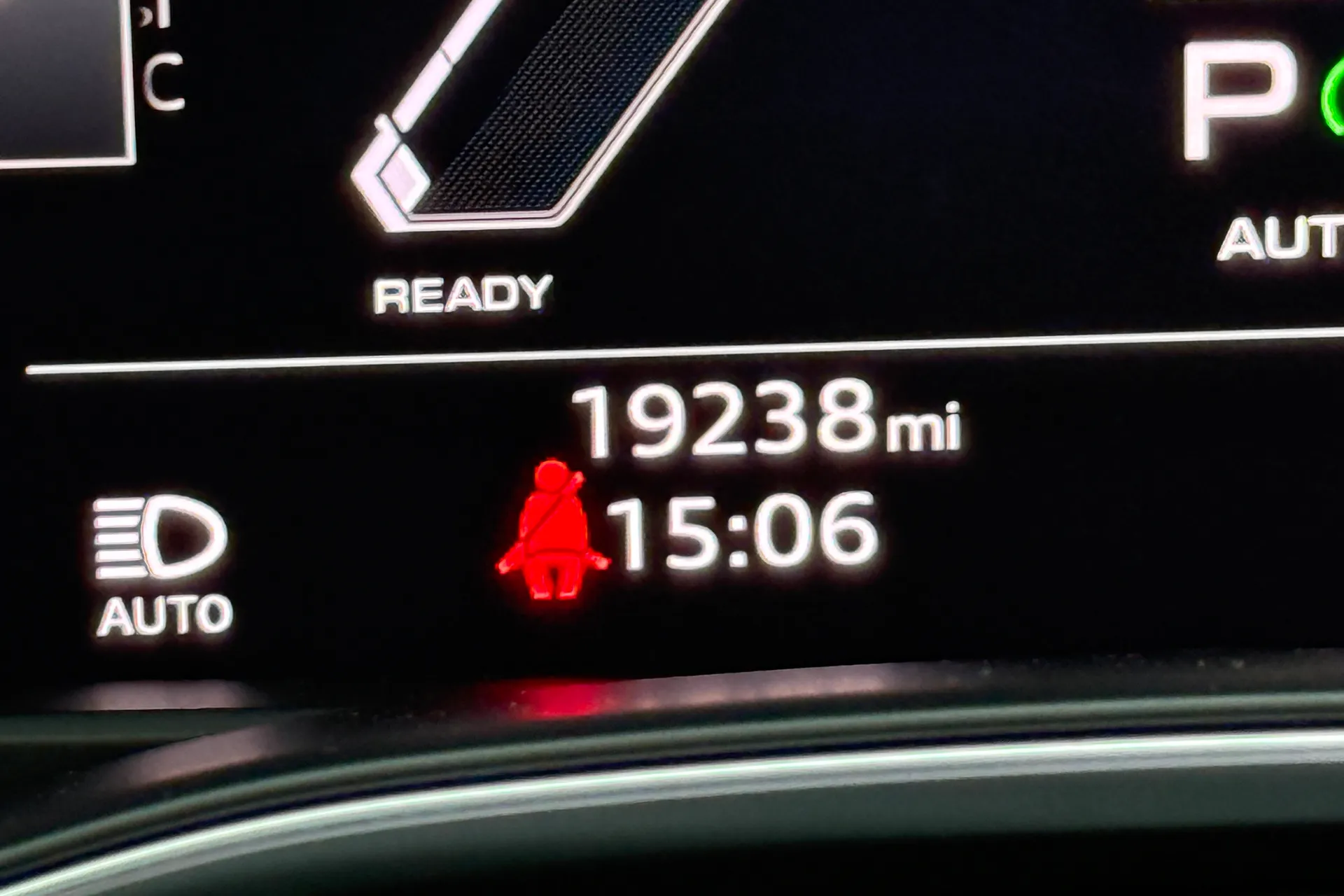 Audi RS6 thumbnail image number 27