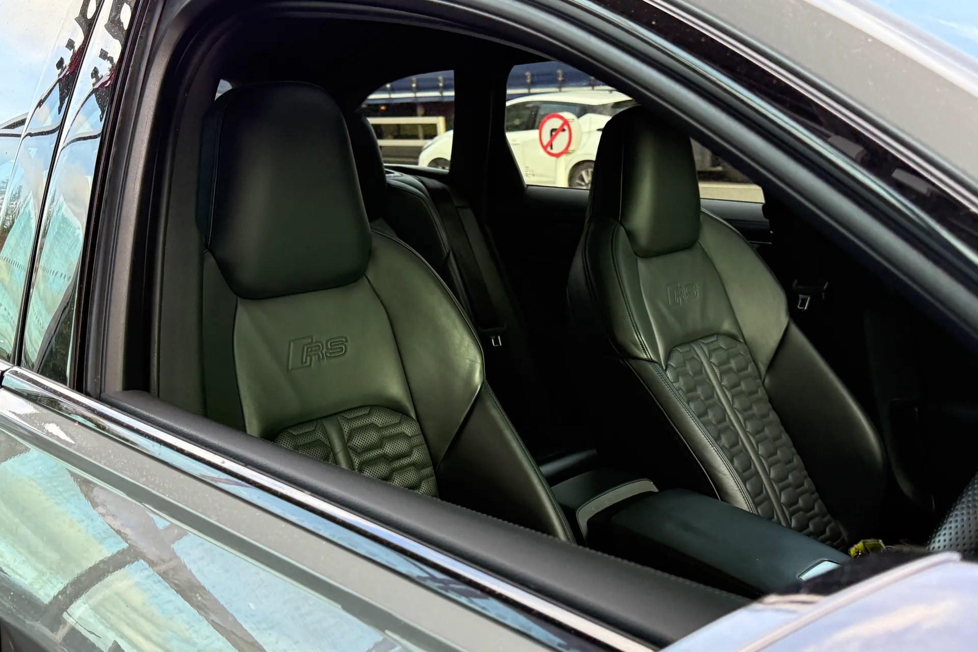 Audi RS6 thumbnail image number 68