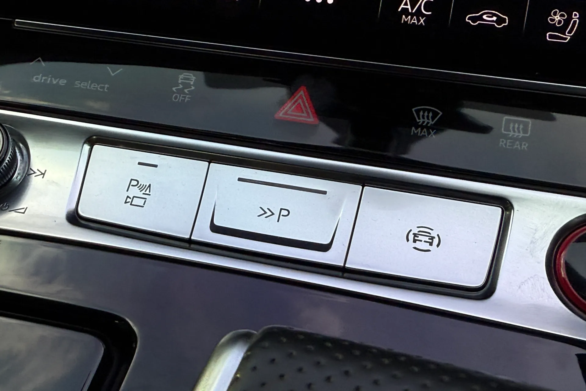 Audi RS6 thumbnail image number 16