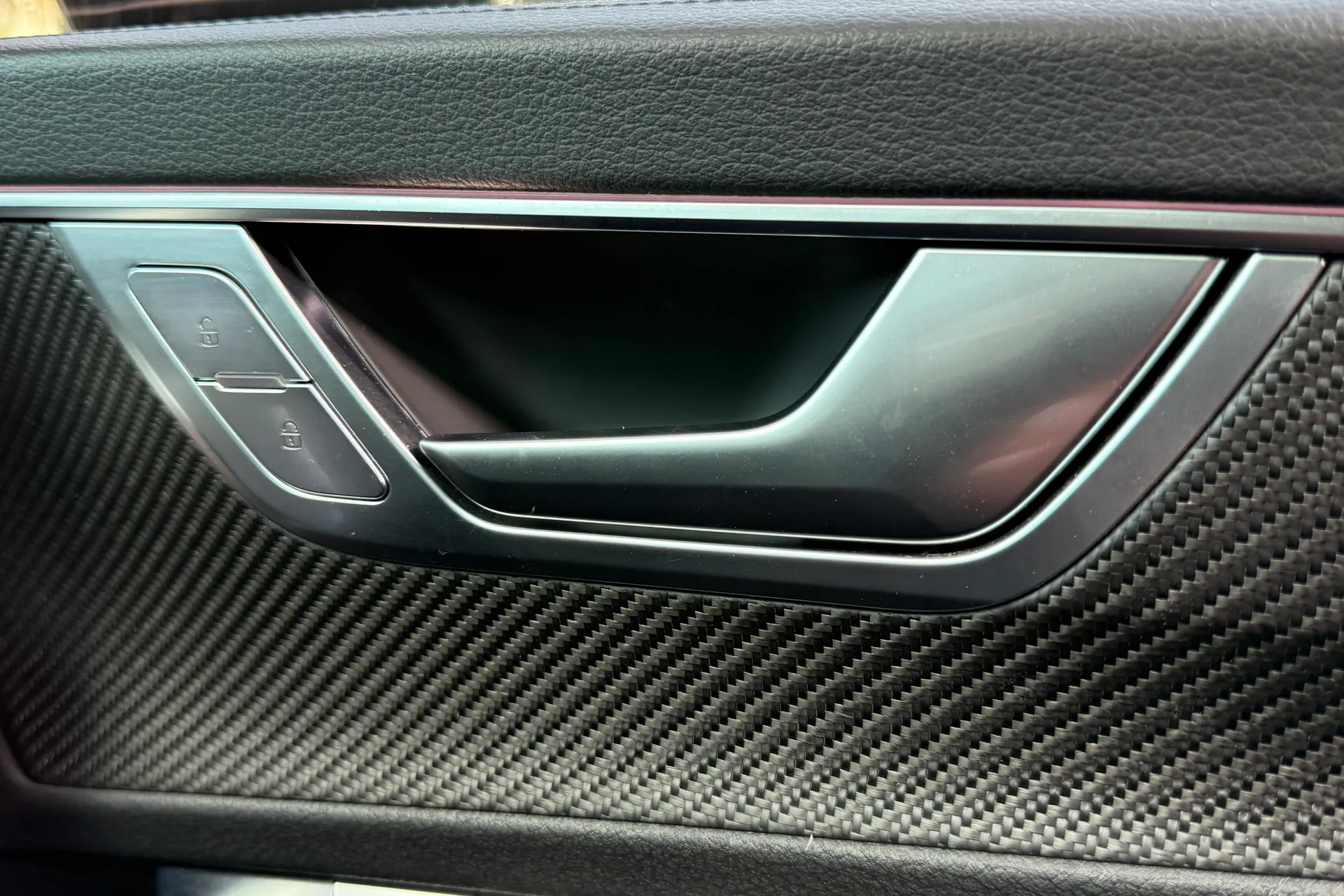 Audi RS6 thumbnail image number 33