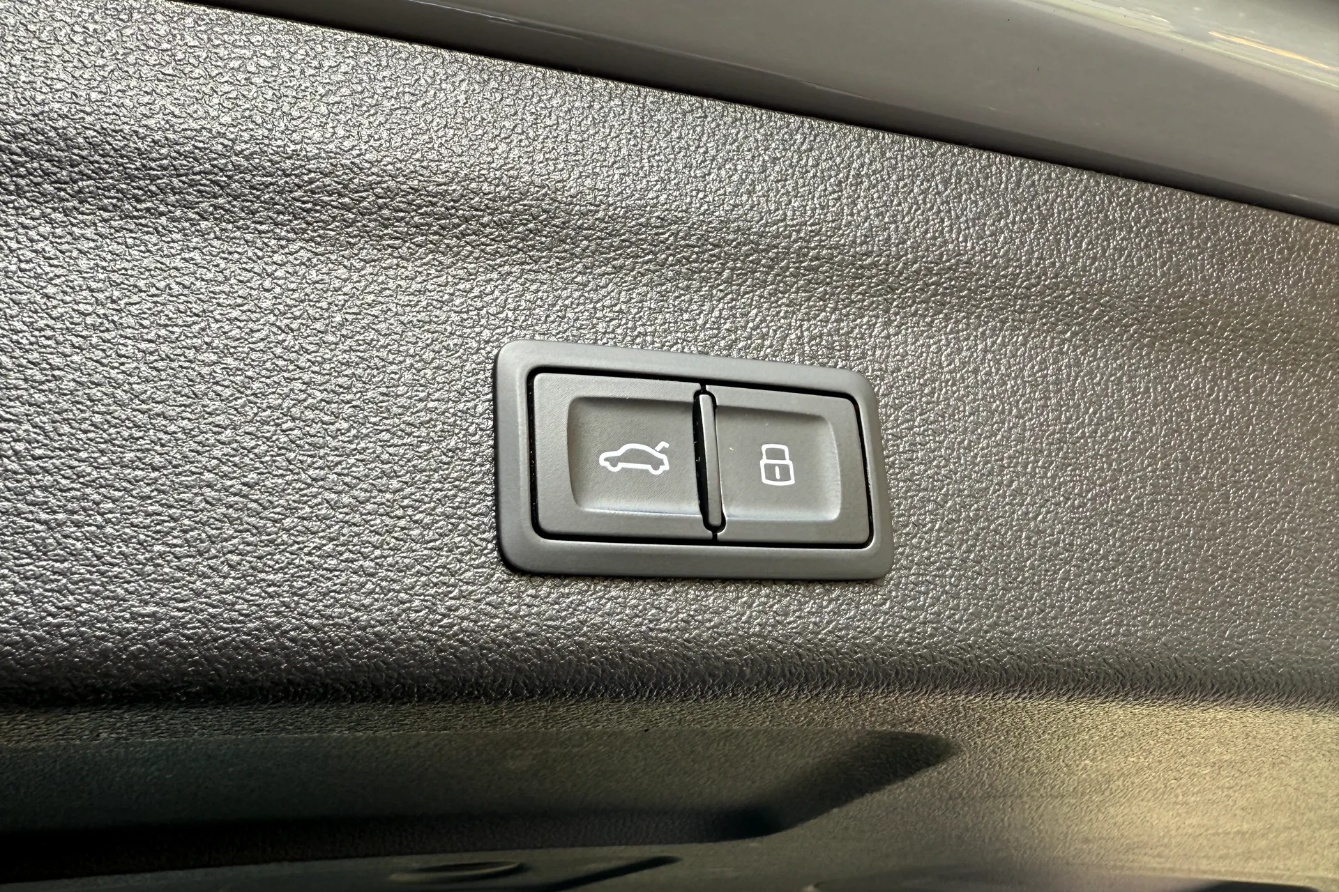 Audi RS6 thumbnail image number 53