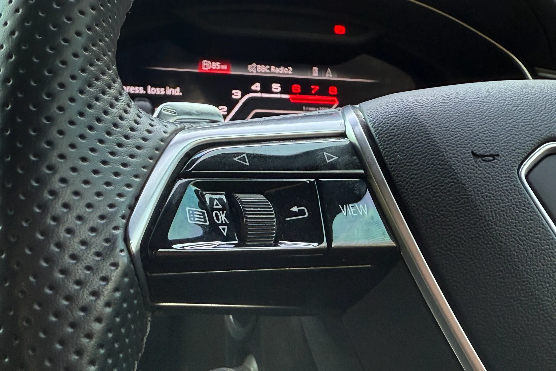 Audi RS6 thumbnail image number 23