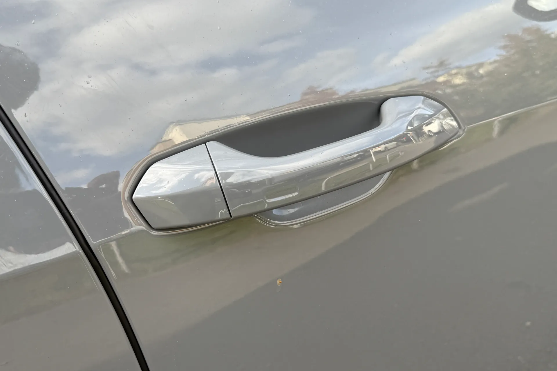 Audi RS6 thumbnail image number 44